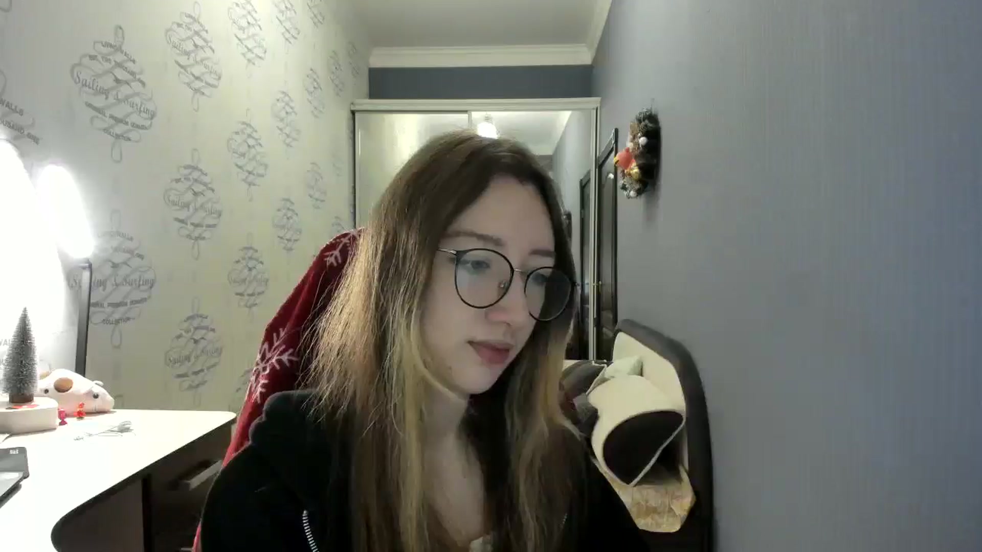 Gallery image thumbnail from CandyyCrushh's myfreecams stream on, 01/13/2025, 19:52 image 16 of 20