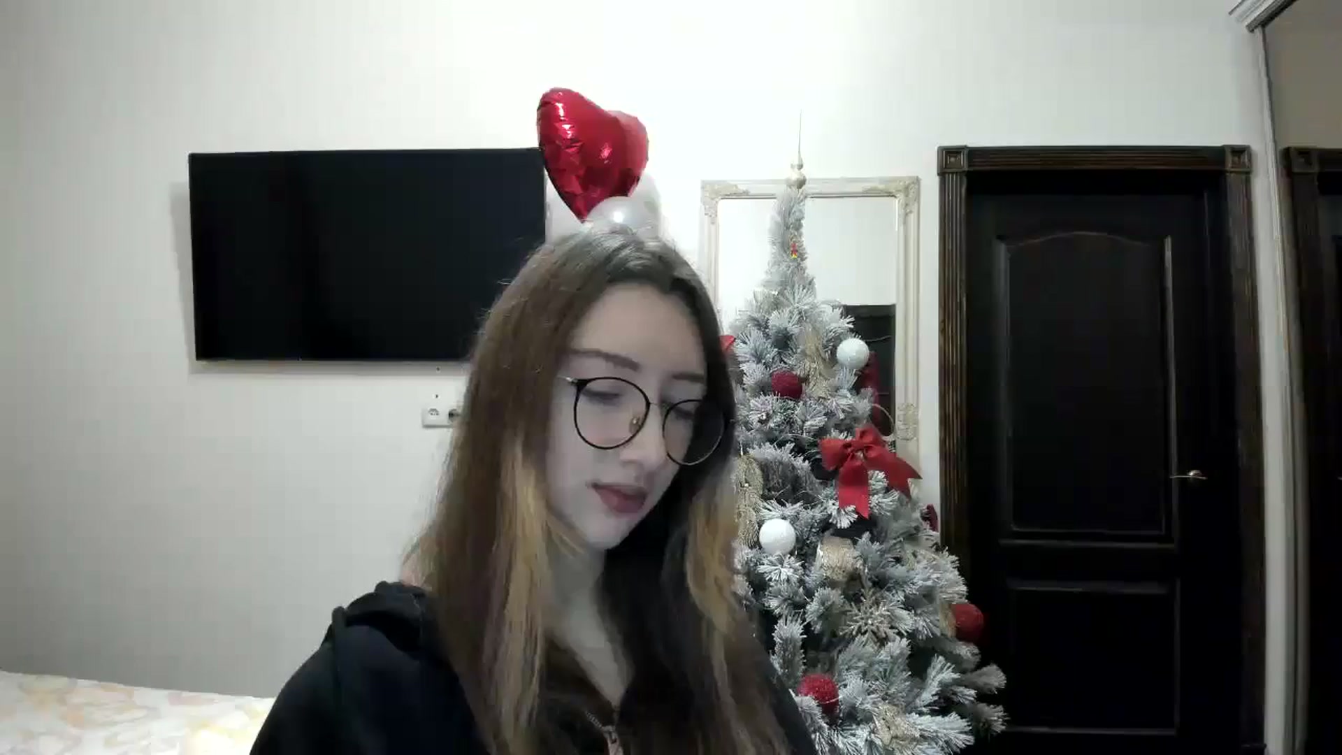Gallery image thumbnail from CandyyCrushh's myfreecams stream on, 01/15/2025, 15:12 image 7 of 20