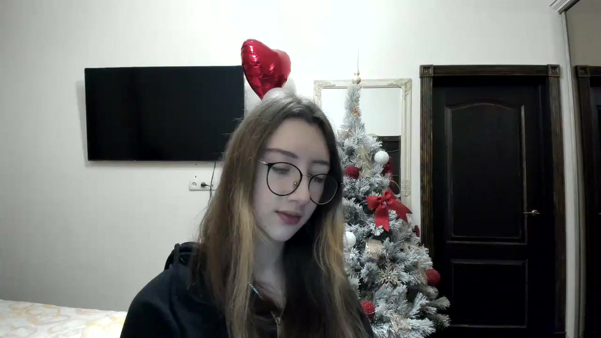 Gallery image thumbnail from CandyyCrushh's myfreecams stream on, 01/15/2025, 15:12 image 20 of 20