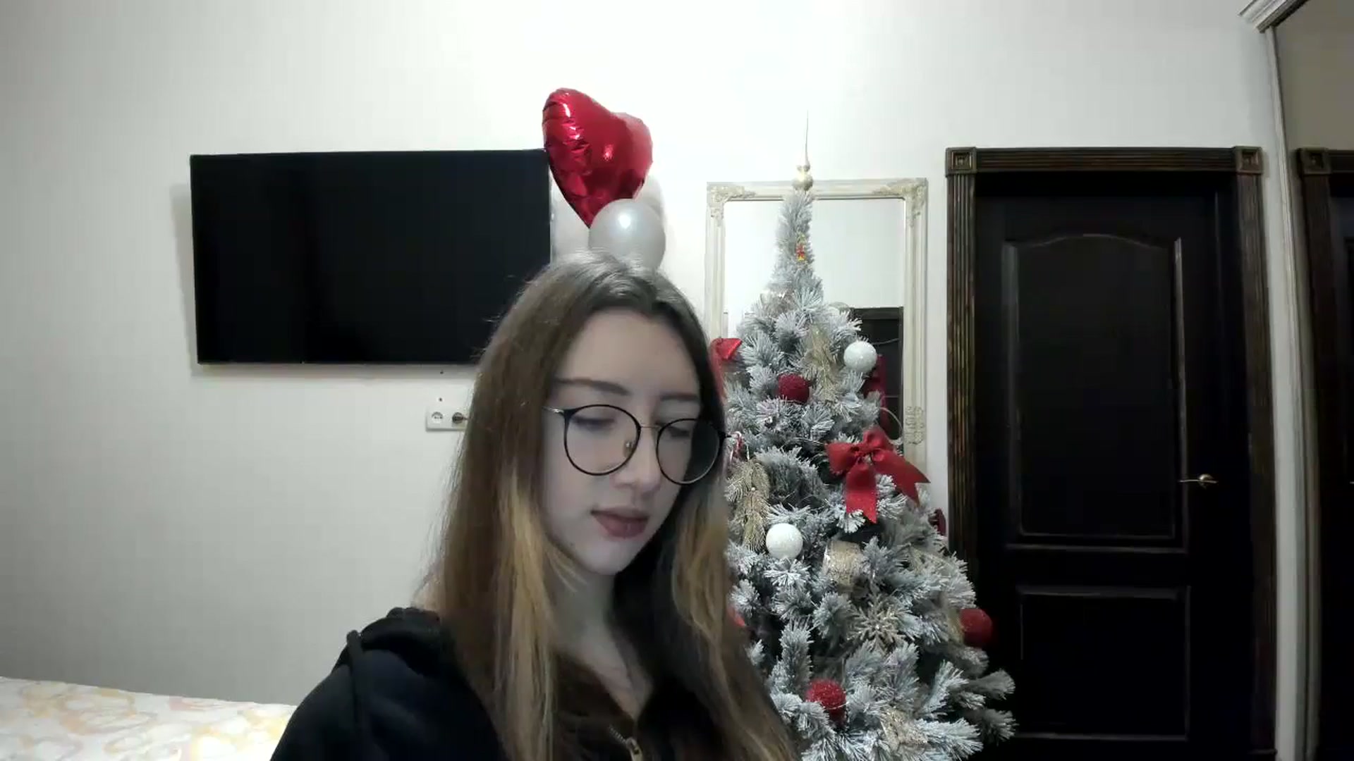 Gallery image thumbnail from CandyyCrushh's myfreecams stream on, 01/15/2025, 15:12 image 8 of 20