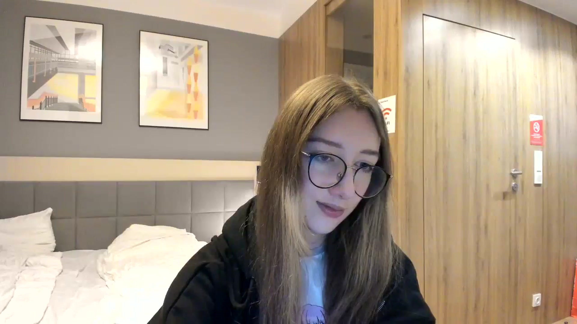 Gallery image thumbnail from CandyyCrushh's myfreecams stream on, 01/23/2025, 20:06 image 20 of 20