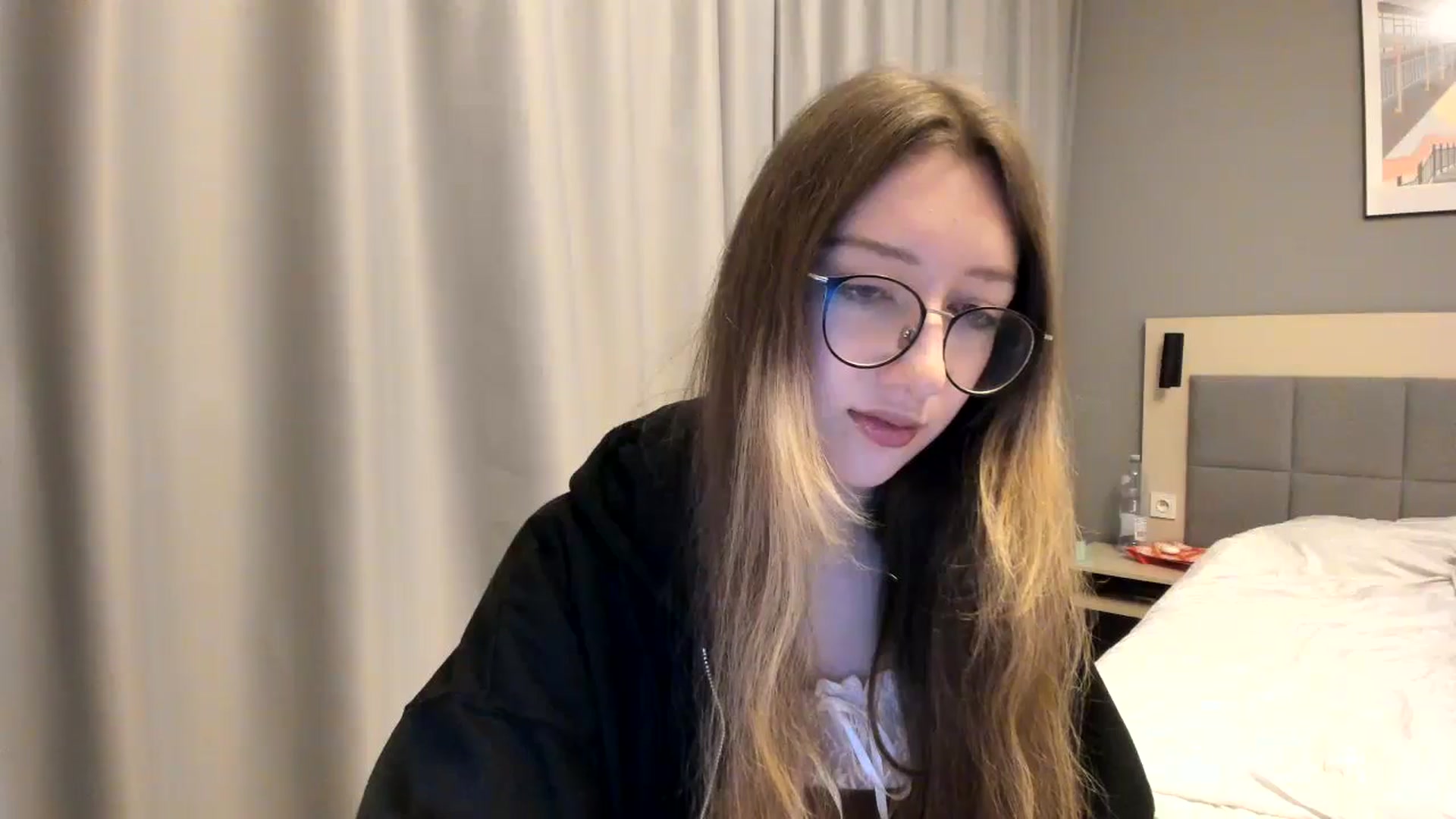 Gallery image thumbnail from CandyyCrushh's myfreecams stream on, 01/25/2025, 21:02 image 16 of 20