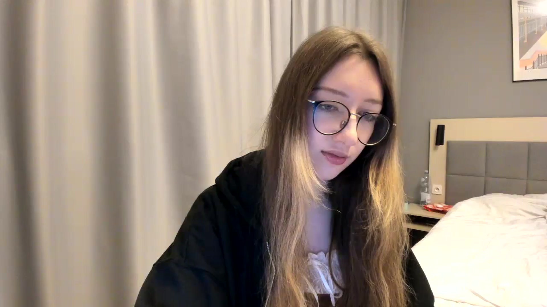 Gallery image thumbnail from CandyyCrushh's myfreecams stream on, 01/25/2025, 21:02 image 17 of 20