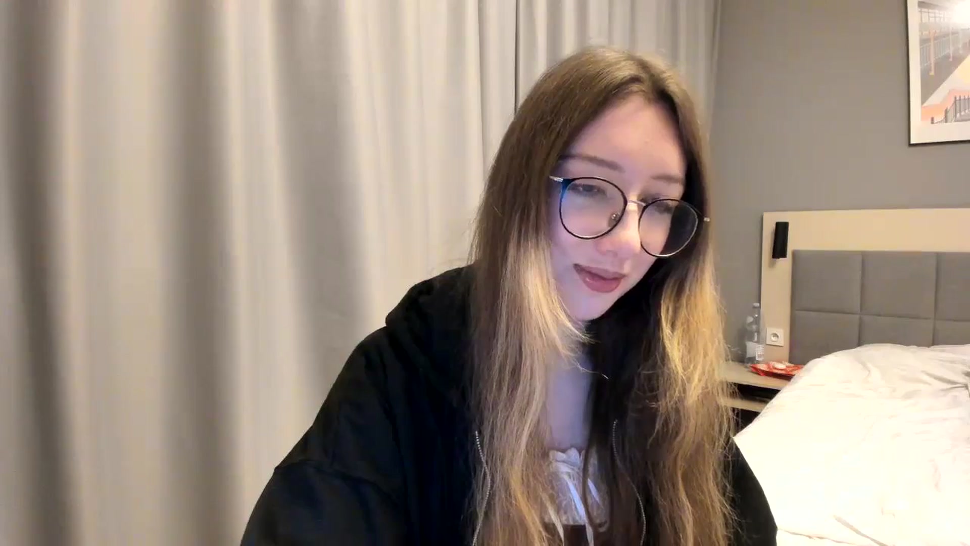 Gallery image thumbnail from CandyyCrushh's myfreecams stream on, 01/25/2025, 21:02 image 18 of 20
