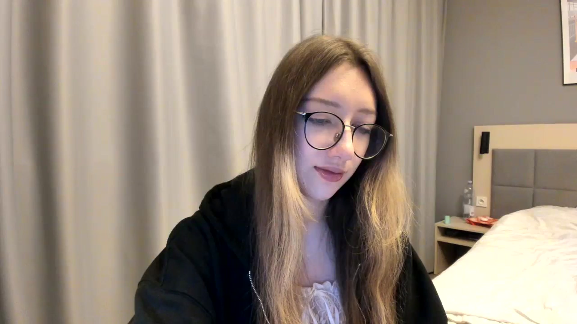 Gallery image thumbnail from CandyyCrushh's myfreecams stream on, 01/25/2025, 22:52 image 11 of 20