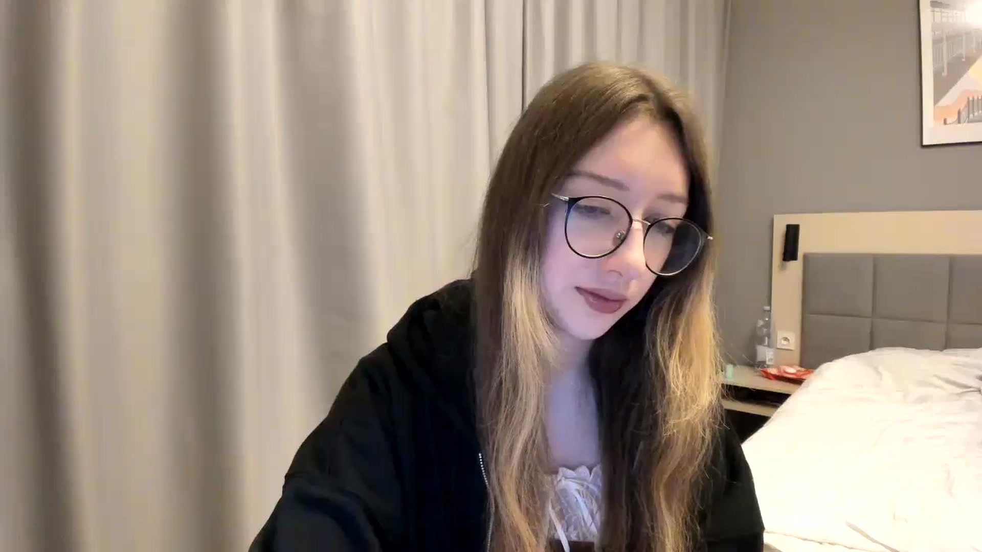 Gallery image thumbnail from CandyyCrushh's myfreecams stream on, 01/25/2025, 22:52 image 4 of 20