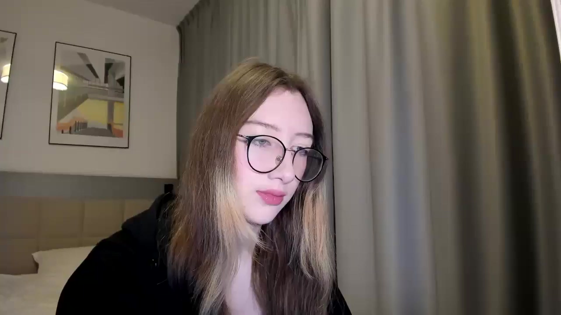 Gallery image thumbnail from CandyyCrushh's myfreecams stream on, 01/26/2025, 19:59 image 2 of 20