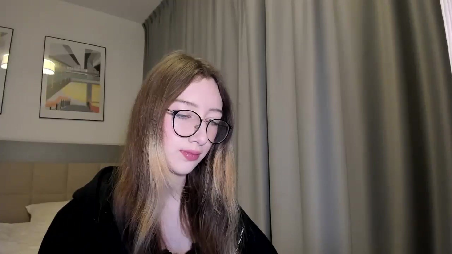 Gallery image thumbnail from CandyyCrushh's myfreecams stream on, 01/26/2025, 19:59 image 12 of 20