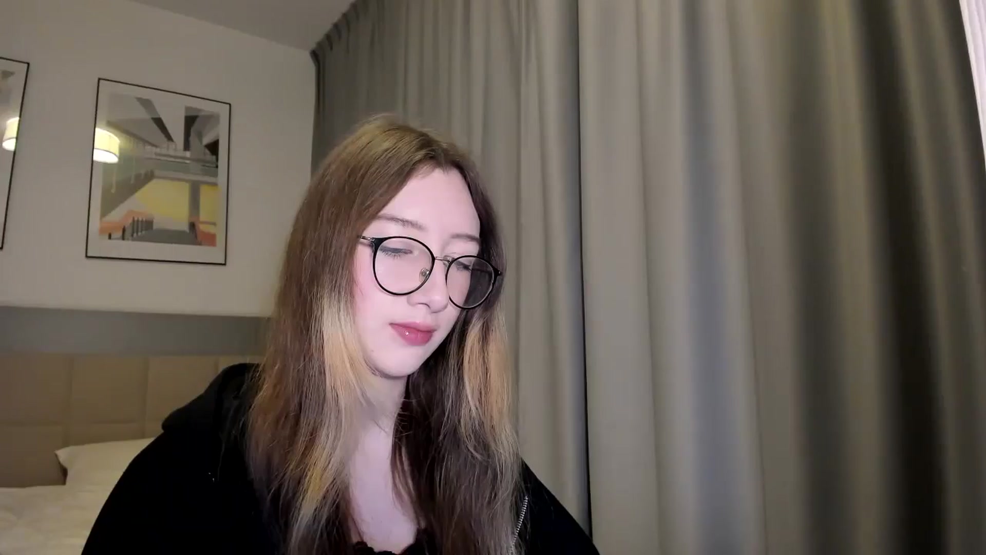 Gallery image thumbnail from CandyyCrushh's myfreecams stream on, 01/26/2025, 19:59 image 17 of 20