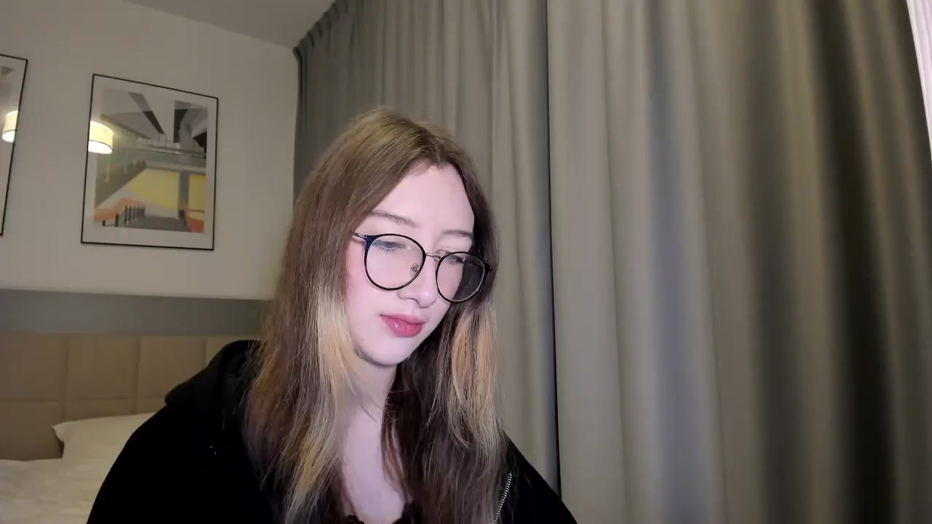 Gallery image thumbnail from CandyyCrushh's myfreecams stream on, 01/26/2025, 19:59 image 10 of 20