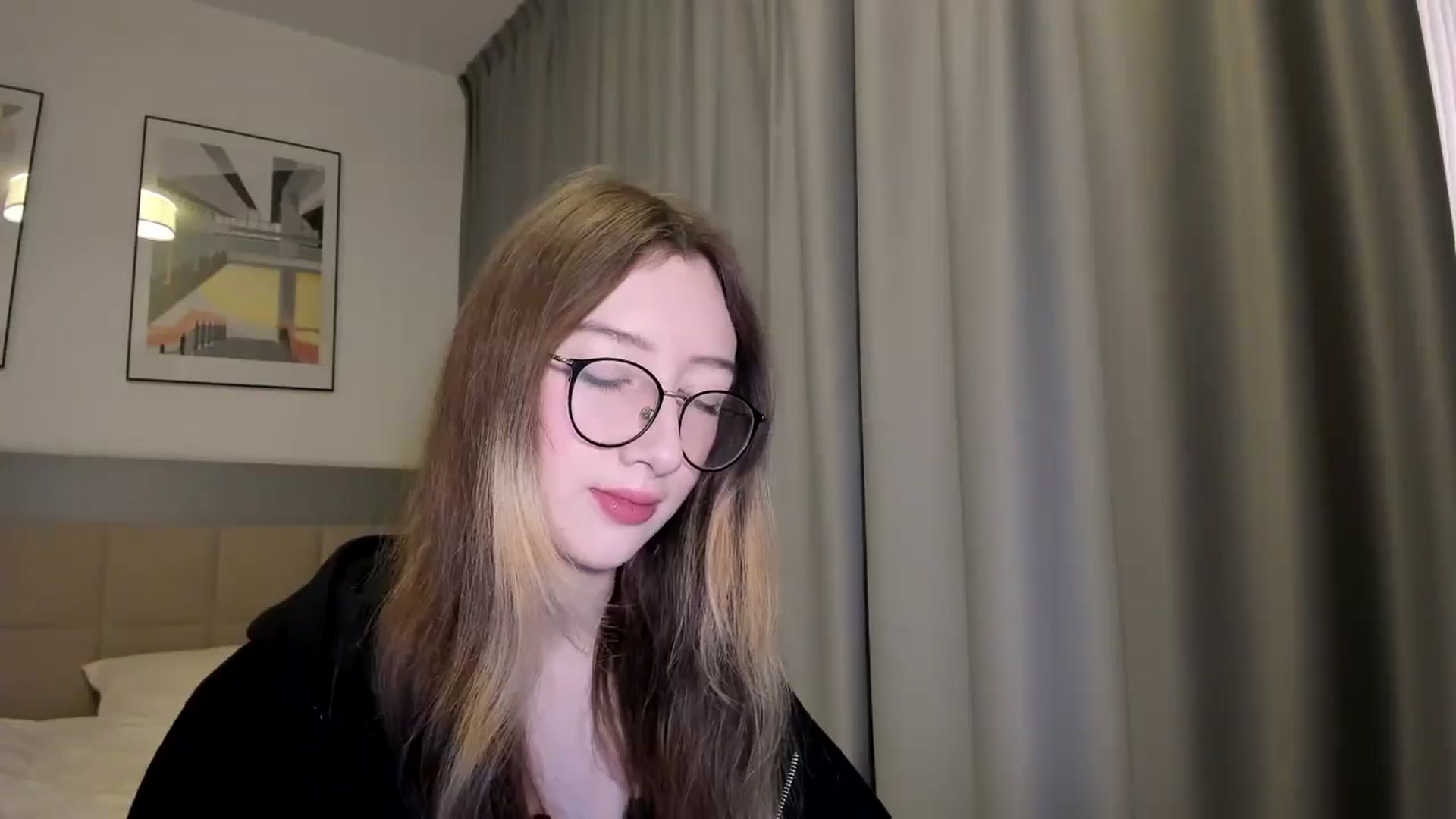 Gallery image thumbnail from CandyyCrushh's myfreecams stream on, 01/26/2025, 19:59 image 15 of 20
