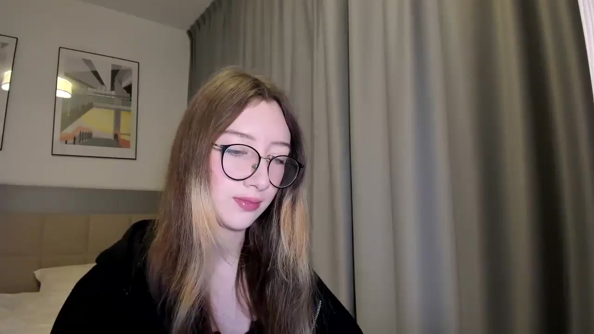 Gallery image thumbnail from CandyyCrushh's myfreecams stream on, 01/26/2025, 19:59 image 18 of 20