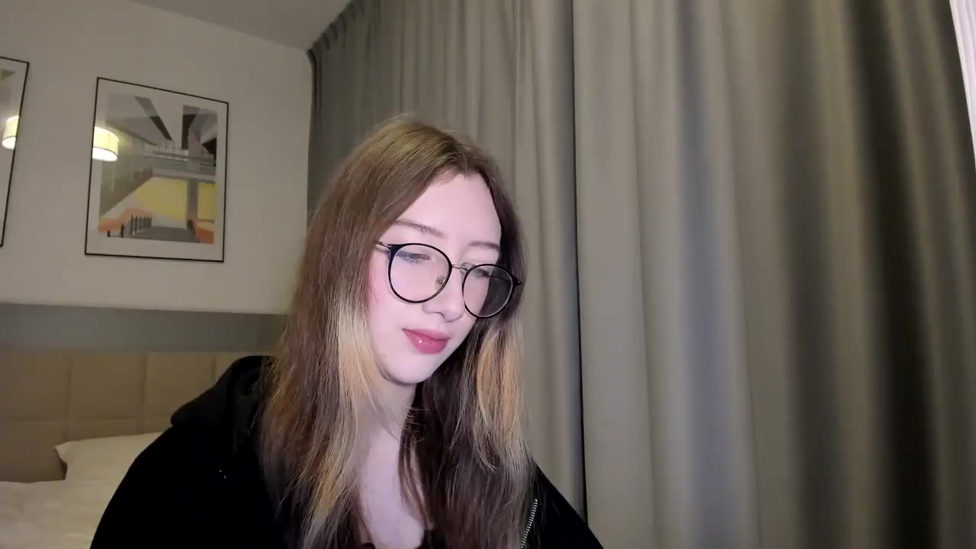 Gallery image thumbnail from CandyyCrushh's myfreecams stream on, 01/26/2025, 19:59 image 11 of 20