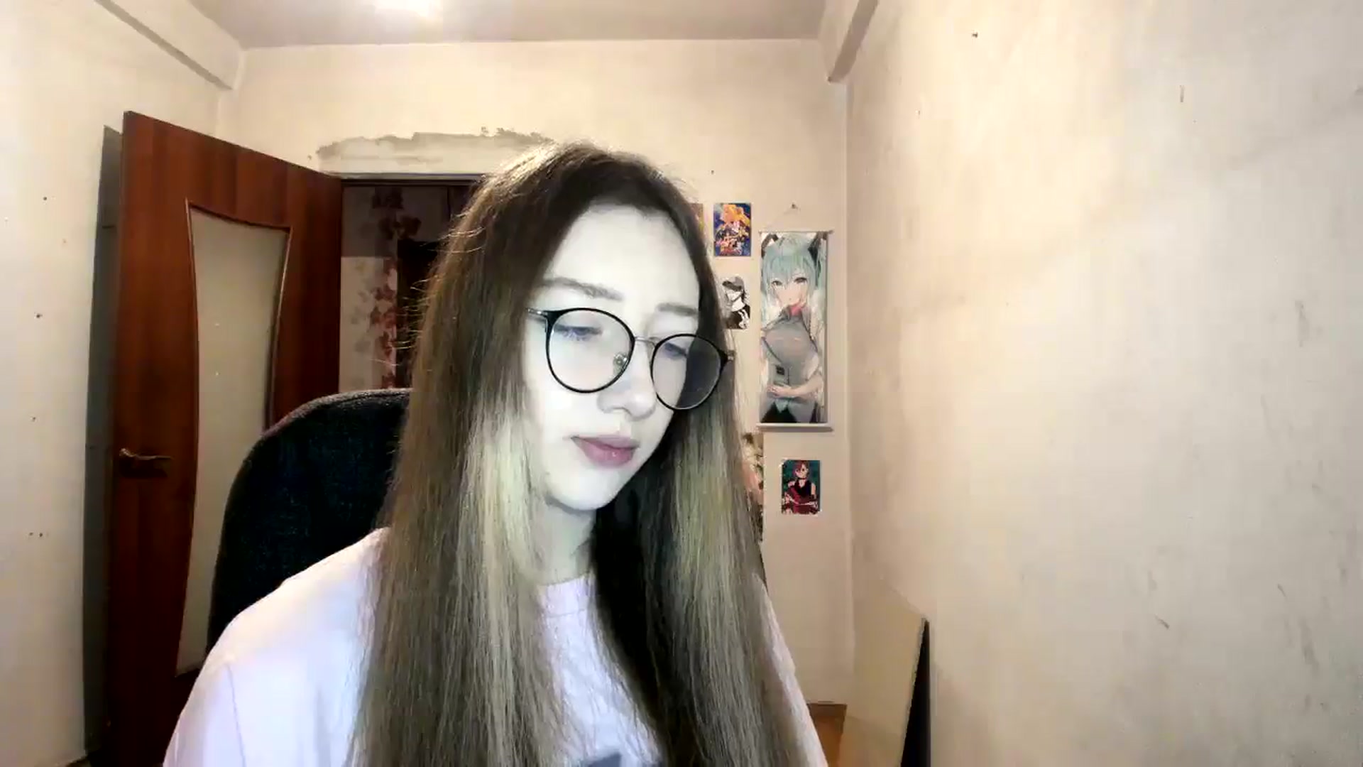 Gallery image thumbnail from CandyyCrushh's myfreecams stream on, 02/02/2025, 17:38 image 17 of 20