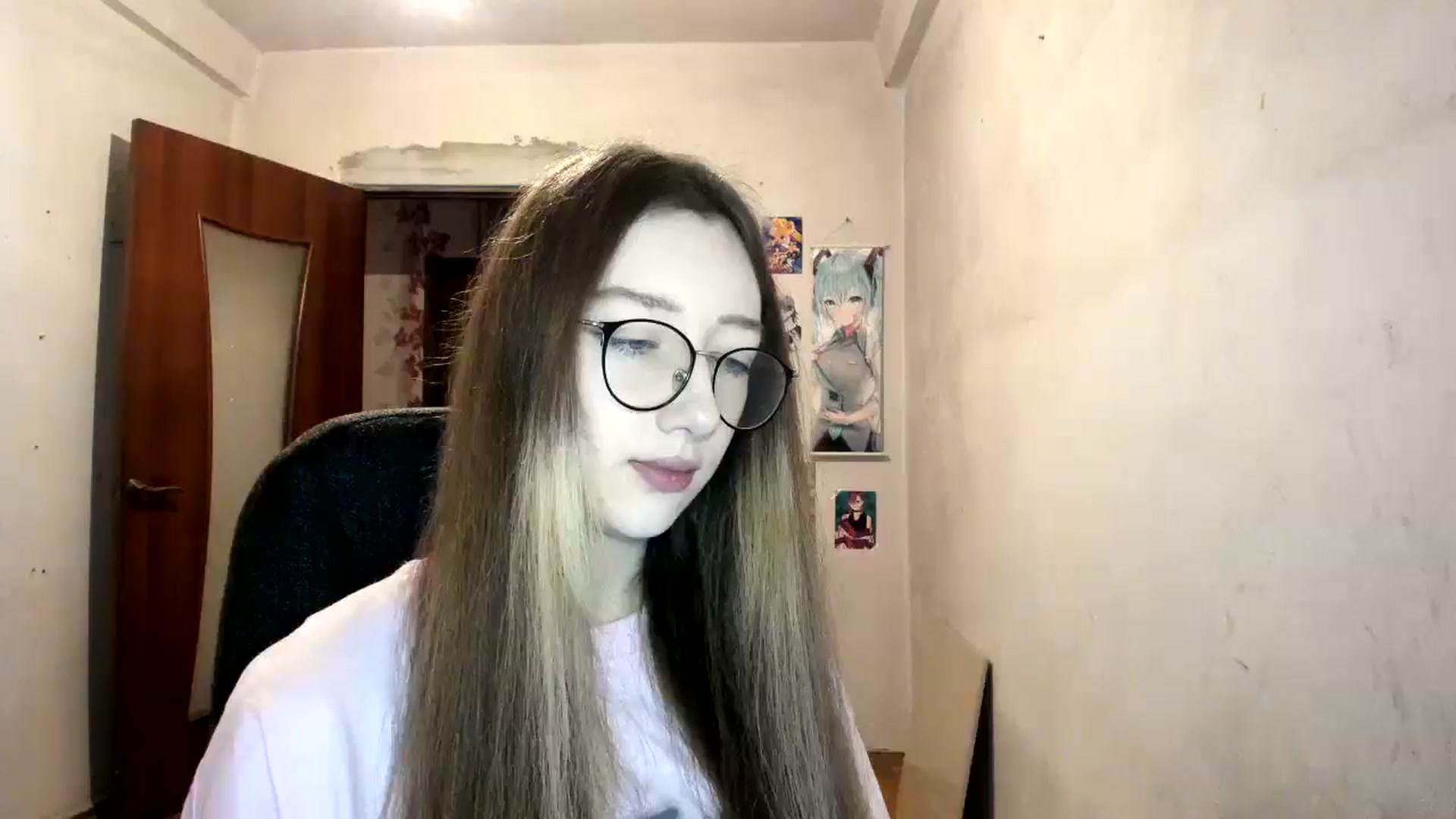 Gallery image thumbnail from CandyyCrushh's myfreecams stream on, 02/02/2025, 17:38 image 16 of 20