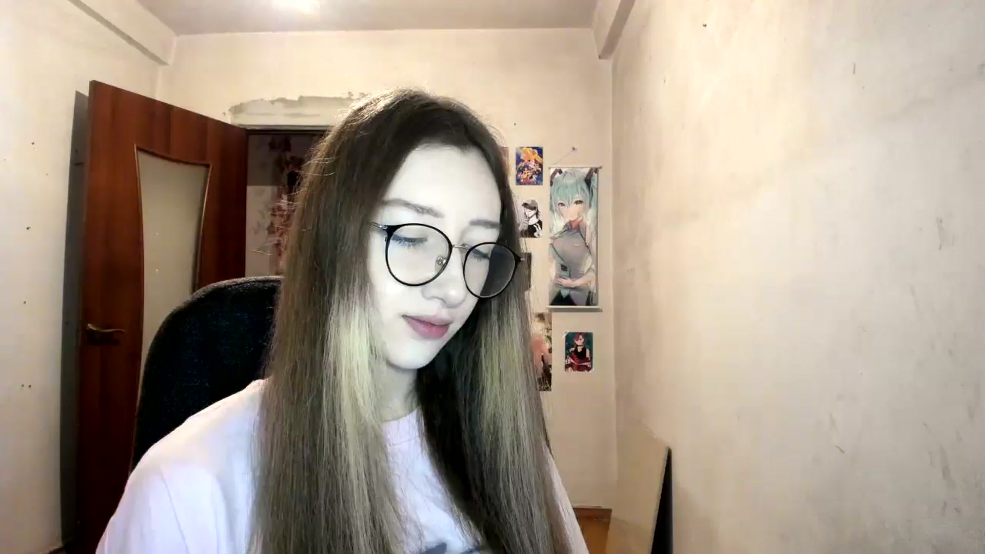 Gallery image thumbnail from CandyyCrushh's myfreecams stream on, 02/02/2025, 17:38 image 6 of 20