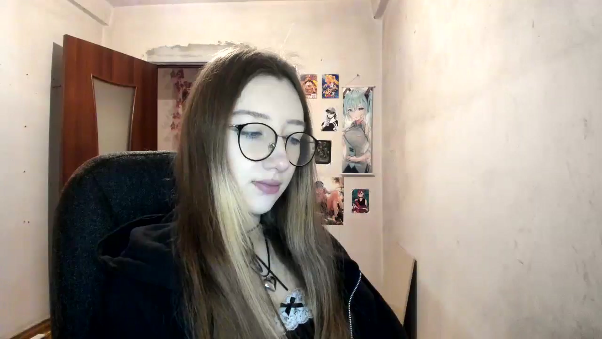 Gallery image thumbnail from CandyyCrushh's myfreecams stream on, 02/03/2025, 15:35 image 4 of 20