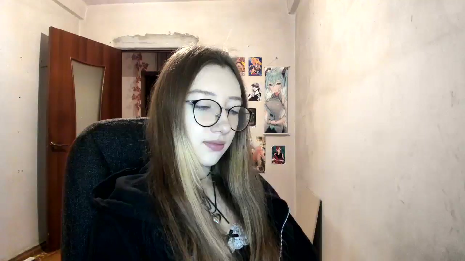 Gallery image thumbnail from CandyyCrushh's myfreecams stream on, 02/03/2025, 15:35 image 18 of 20