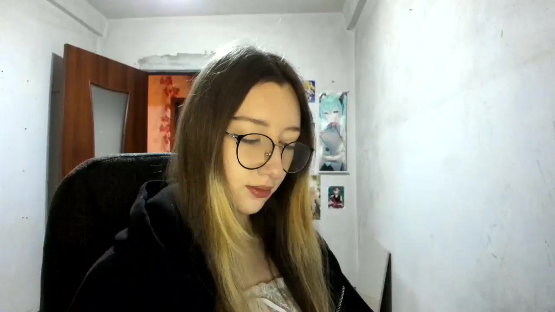 Gallery image thumbnail from CandyyCrushh's myfreecams stream on, 02/06/2025, 15:25 image 3 of 20