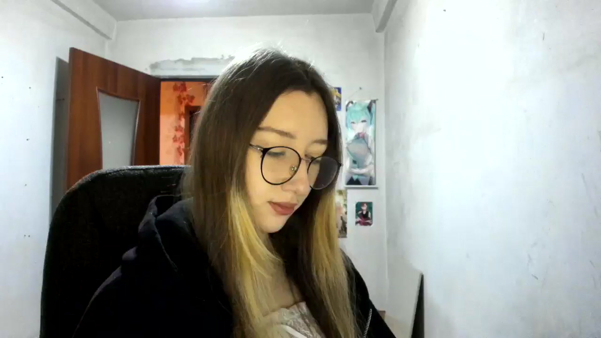 Gallery image thumbnail from CandyyCrushh's myfreecams stream on, 02/06/2025, 15:25 image 1 of 20