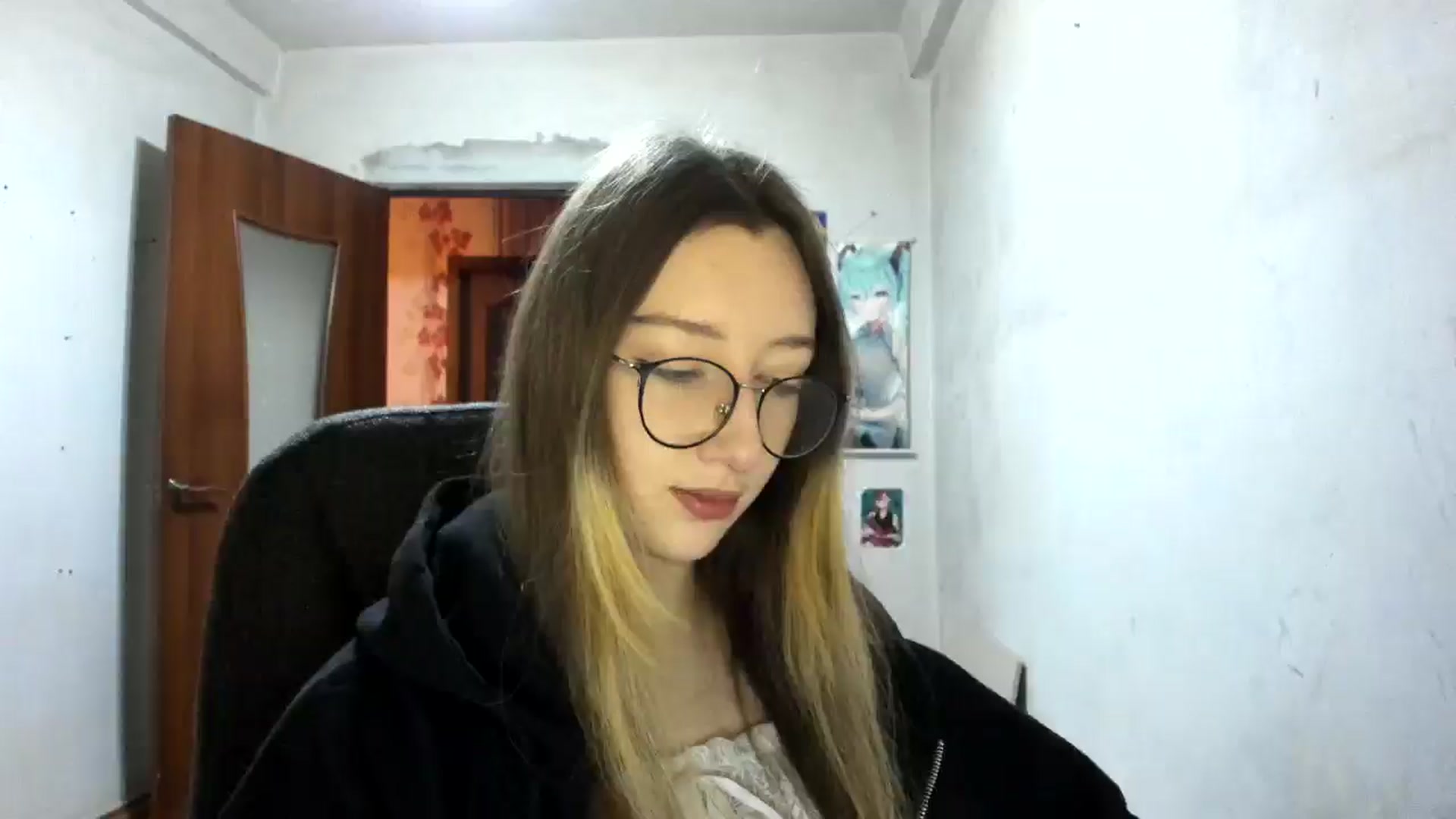 Gallery image thumbnail from CandyyCrushh's myfreecams stream on, 02/06/2025, 15:25 image 14 of 20