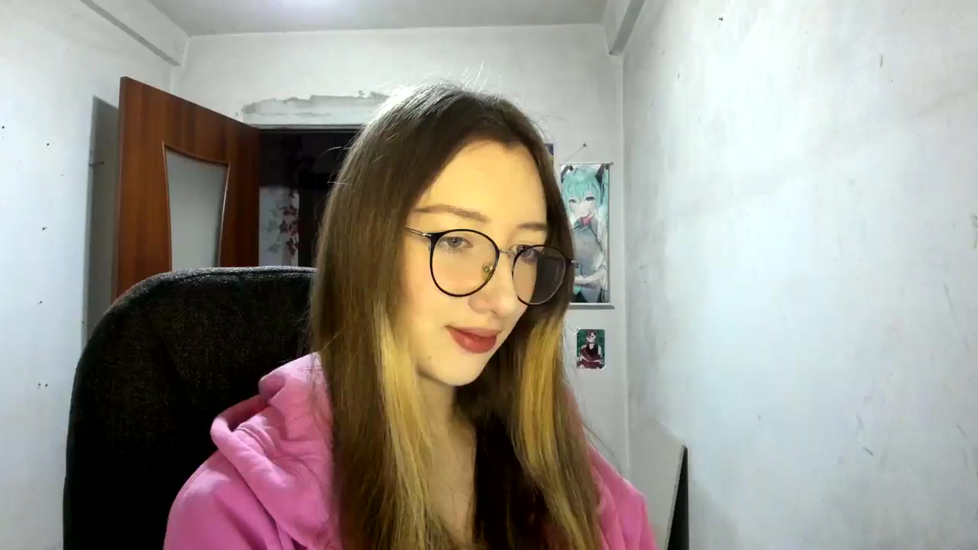 Gallery image thumbnail from CandyyCrushh's myfreecams stream on, 02/08/2025, 15:57 image 1 of 20