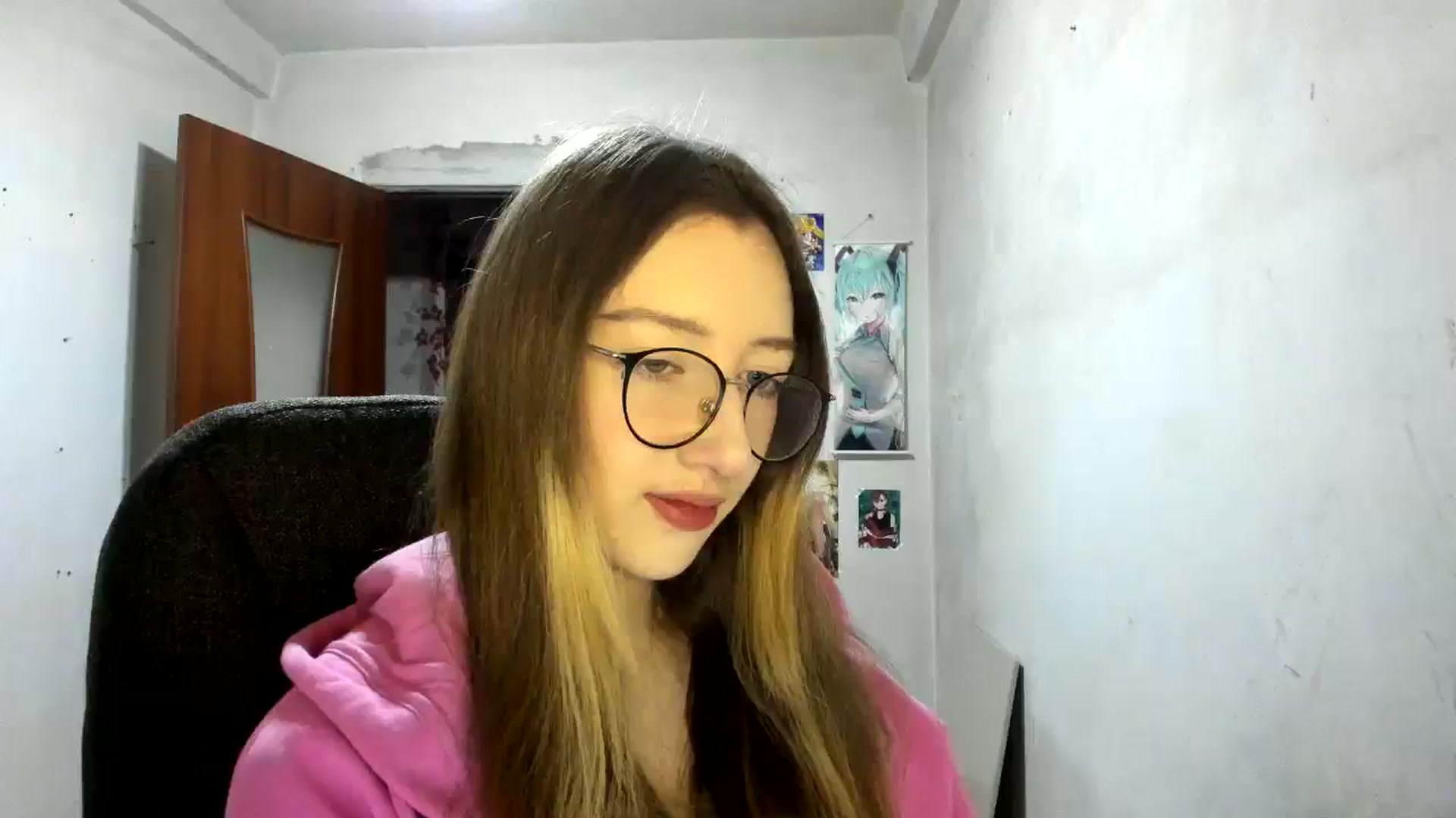 Gallery image thumbnail from CandyyCrushh's myfreecams stream on, 02/08/2025, 15:57 image 6 of 20