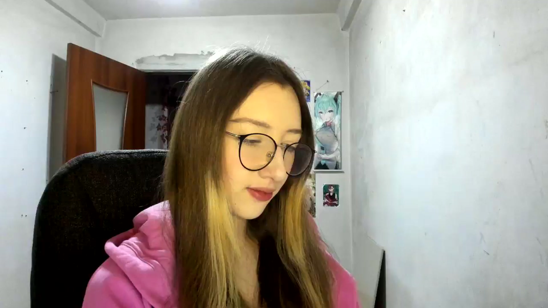 Gallery image thumbnail from CandyyCrushh's myfreecams stream on, 02/08/2025, 15:57 image 7 of 20