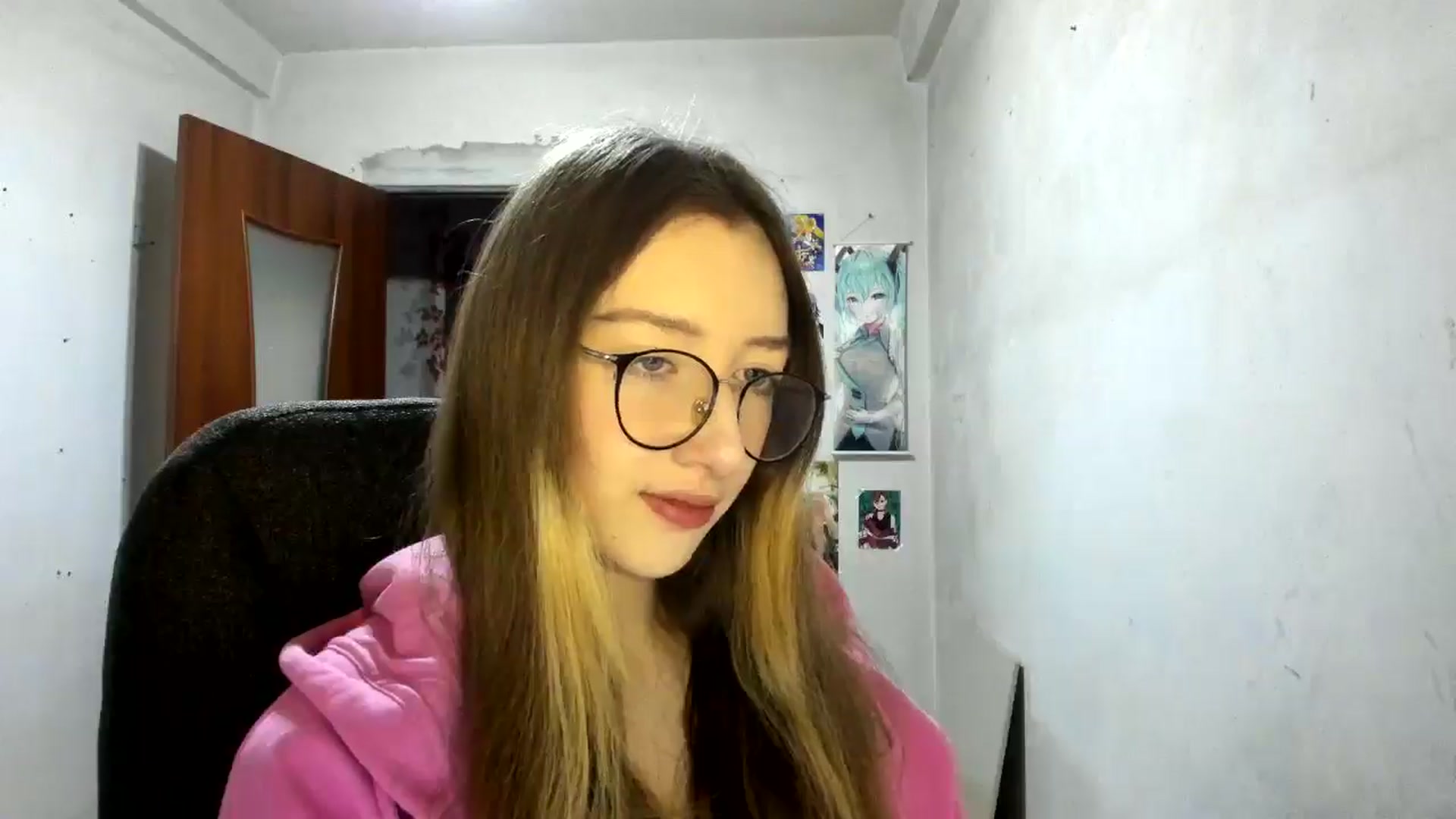Gallery image thumbnail from CandyyCrushh's myfreecams stream on, 02/08/2025, 15:57 image 10 of 20