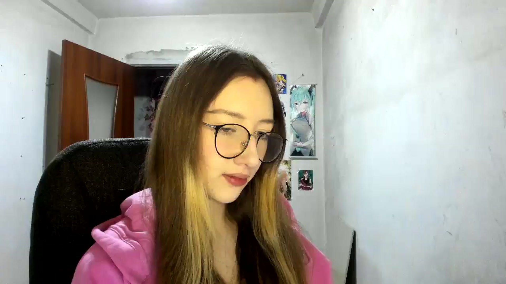 Gallery image thumbnail from CandyyCrushh's myfreecams stream on, 02/08/2025, 15:57 image 14 of 20
