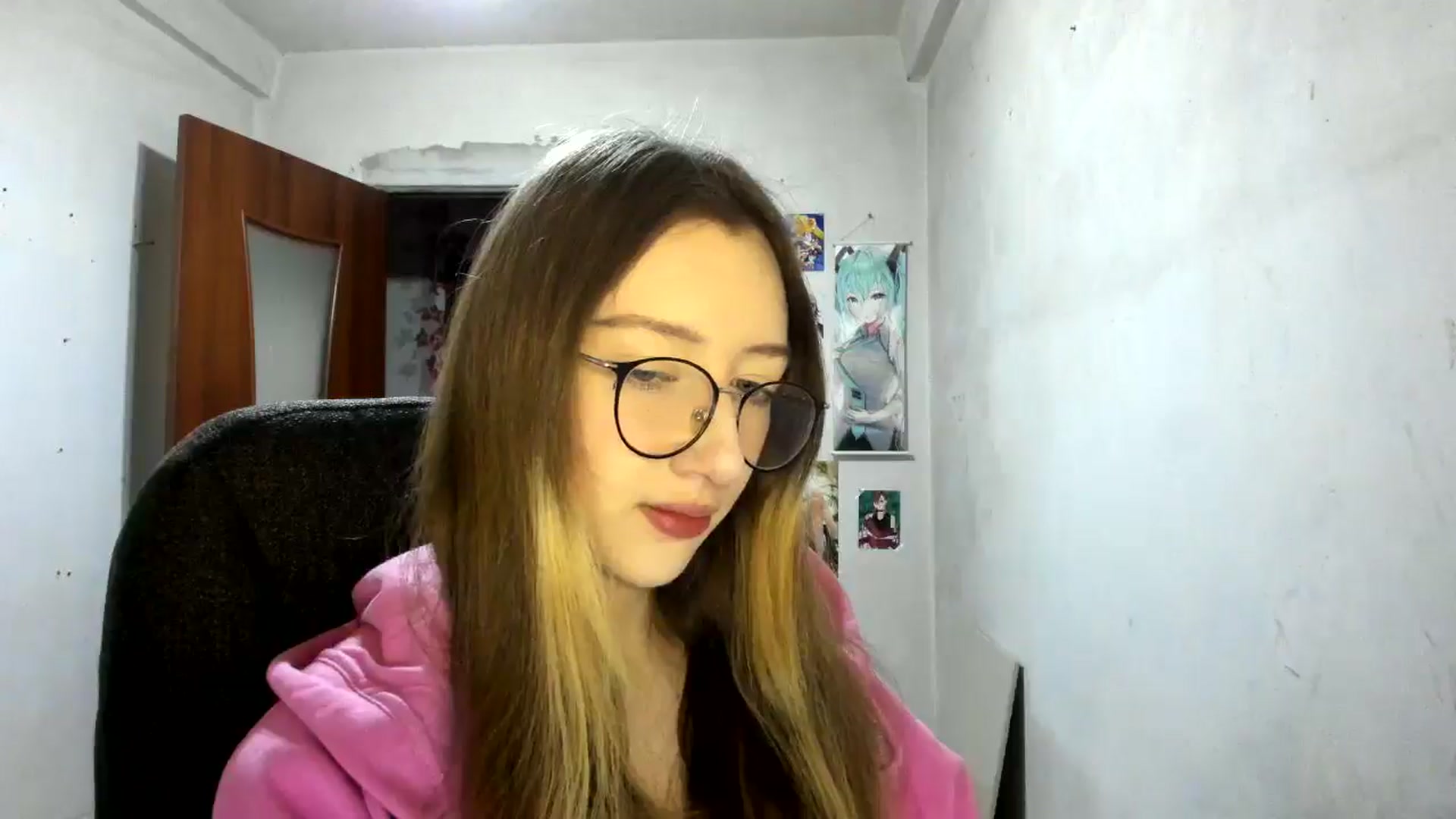 Gallery image thumbnail from CandyyCrushh's myfreecams stream on, 02/08/2025, 15:57 image 17 of 20