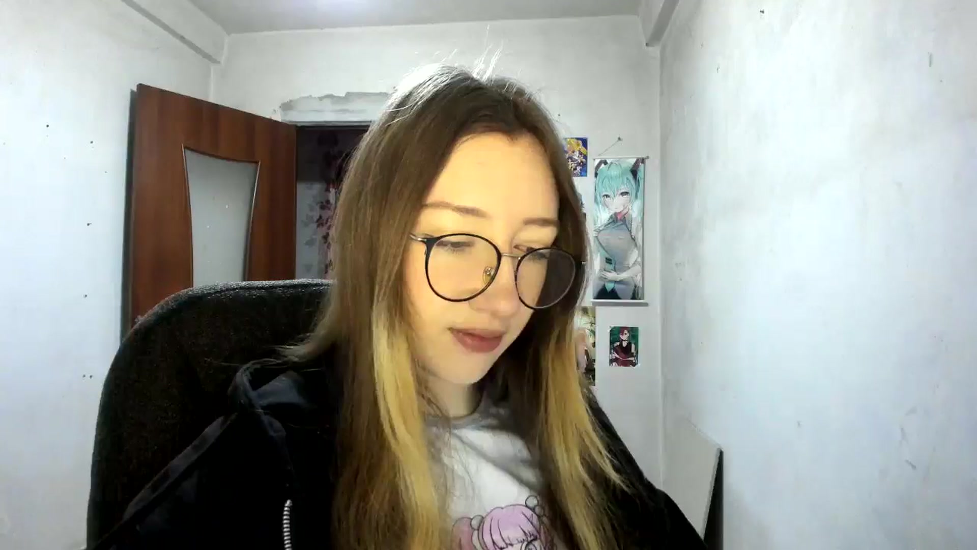Gallery image thumbnail from CandyyCrushh's myfreecams stream on, 02/09/2025, 14:34 image 4 of 20