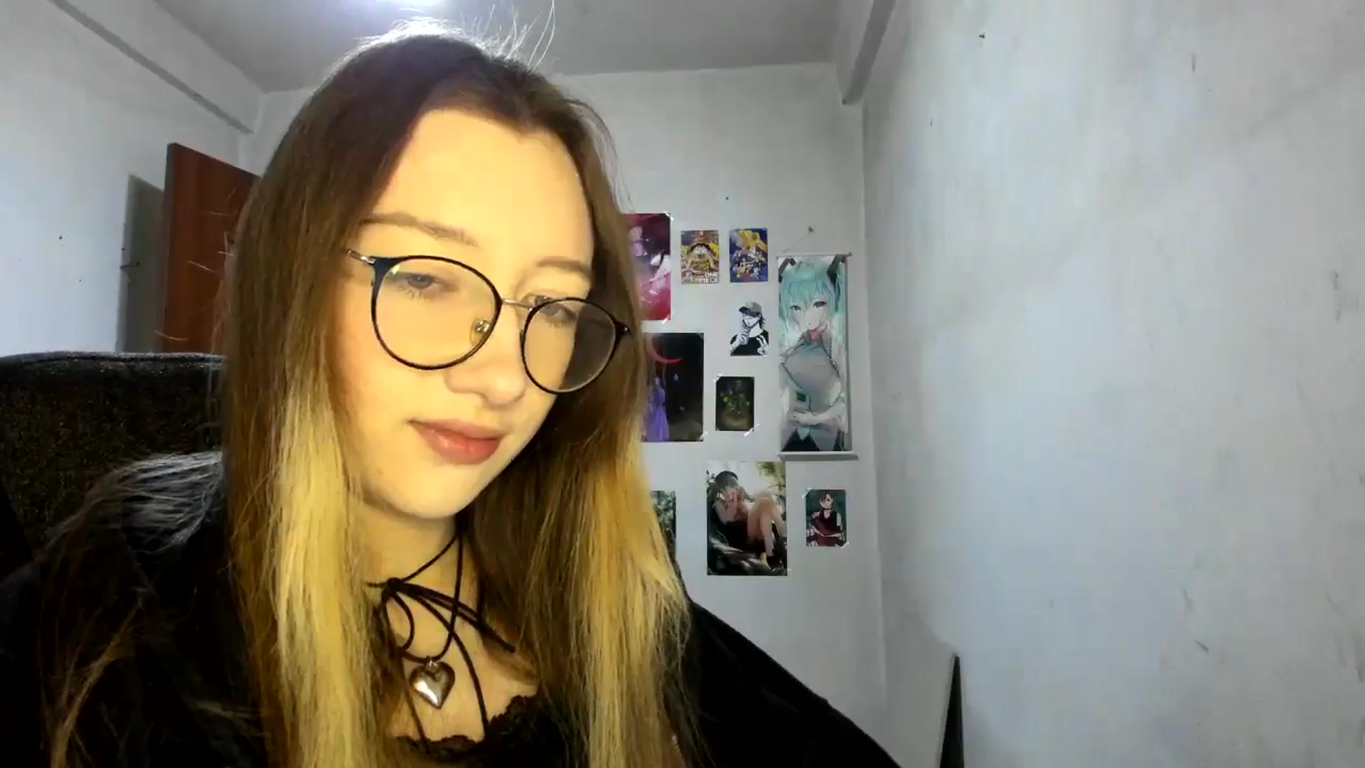 Gallery image thumbnail from CandyyCrushh's myfreecams stream on, 02/15/2025, 18:24 image 17 of 20