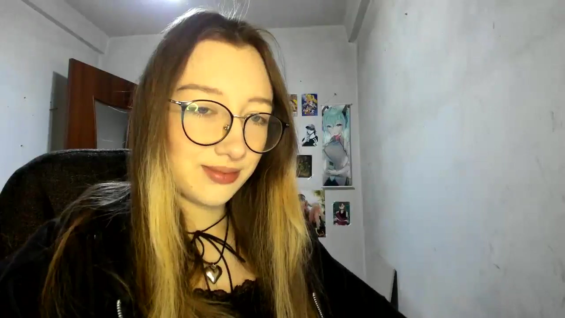 Gallery image thumbnail from CandyyCrushh's myfreecams stream on, 02/15/2025, 18:24 image 4 of 20