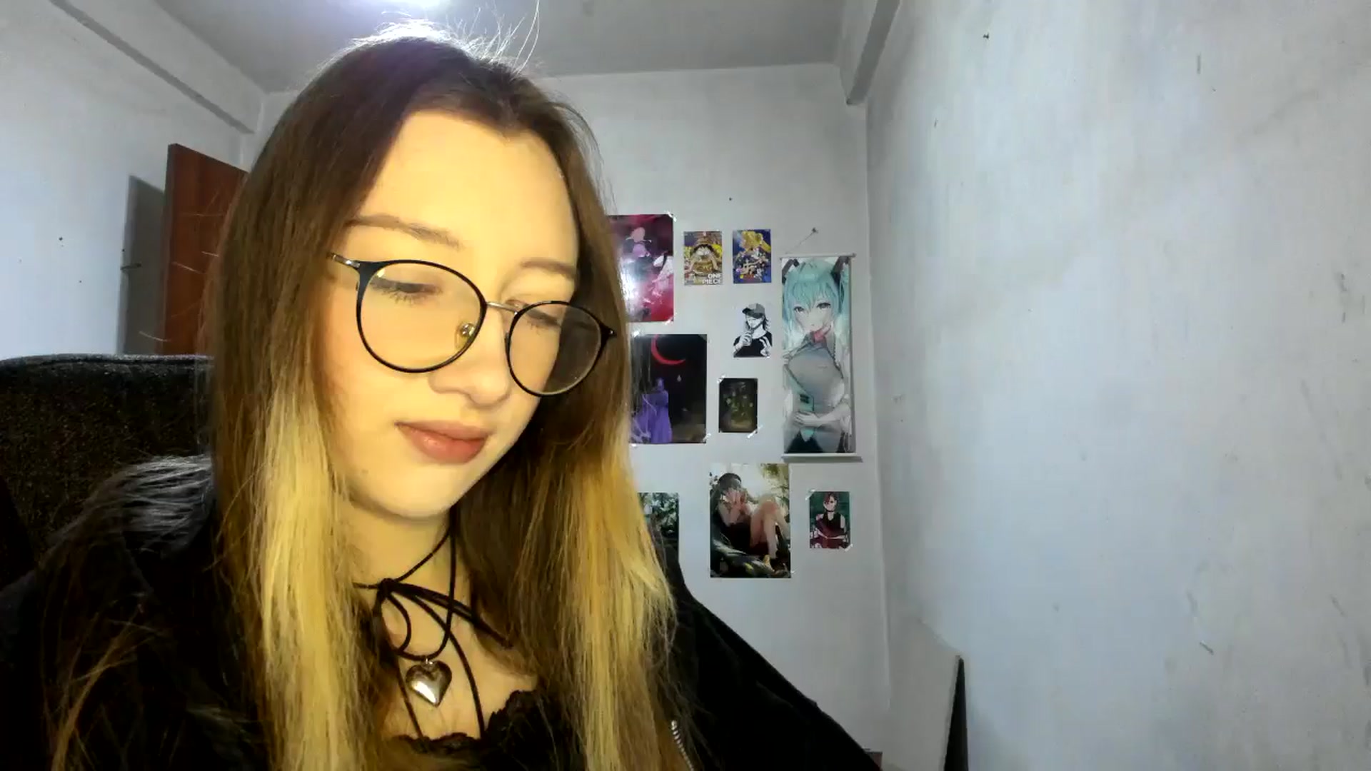 Gallery image thumbnail from CandyyCrushh's myfreecams stream on, 02/15/2025, 18:24 image 19 of 20