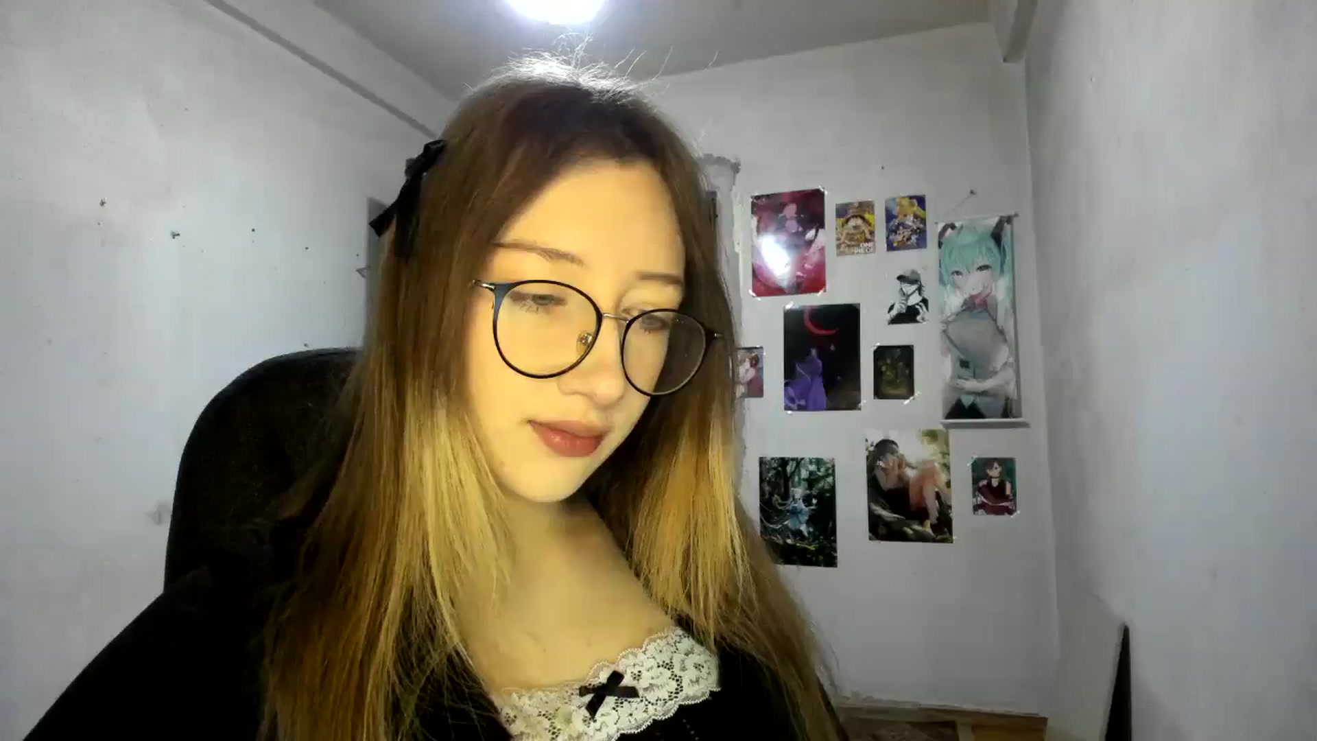 Gallery image thumbnail from CandyyCrushh's myfreecams stream on, 02/21/2025, 17:40 image 1 of 20