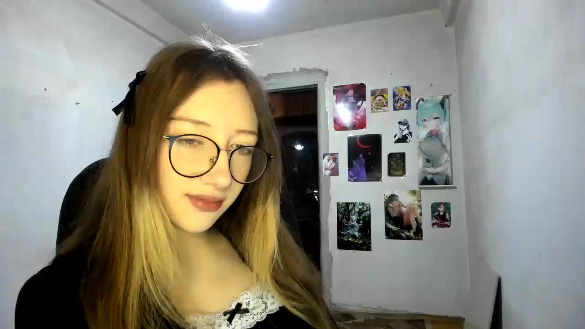 Gallery image thumbnail from CandyyCrushh's myfreecams stream on, 02/21/2025, 17:40 image 12 of 20