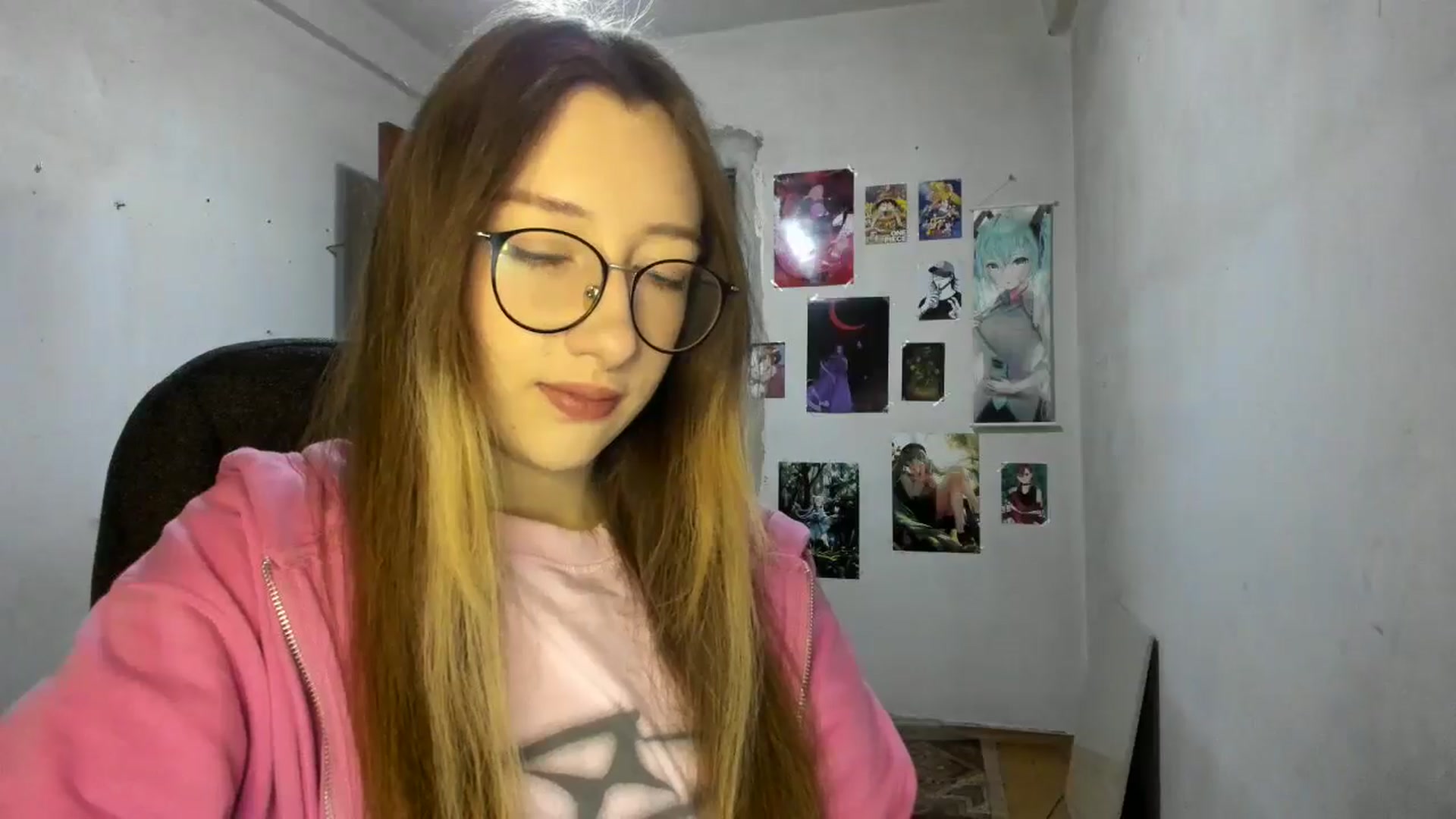 Gallery image thumbnail from CandyyCrushh's myfreecams stream on, 02/28/2025, 16:19 image 8 of 20