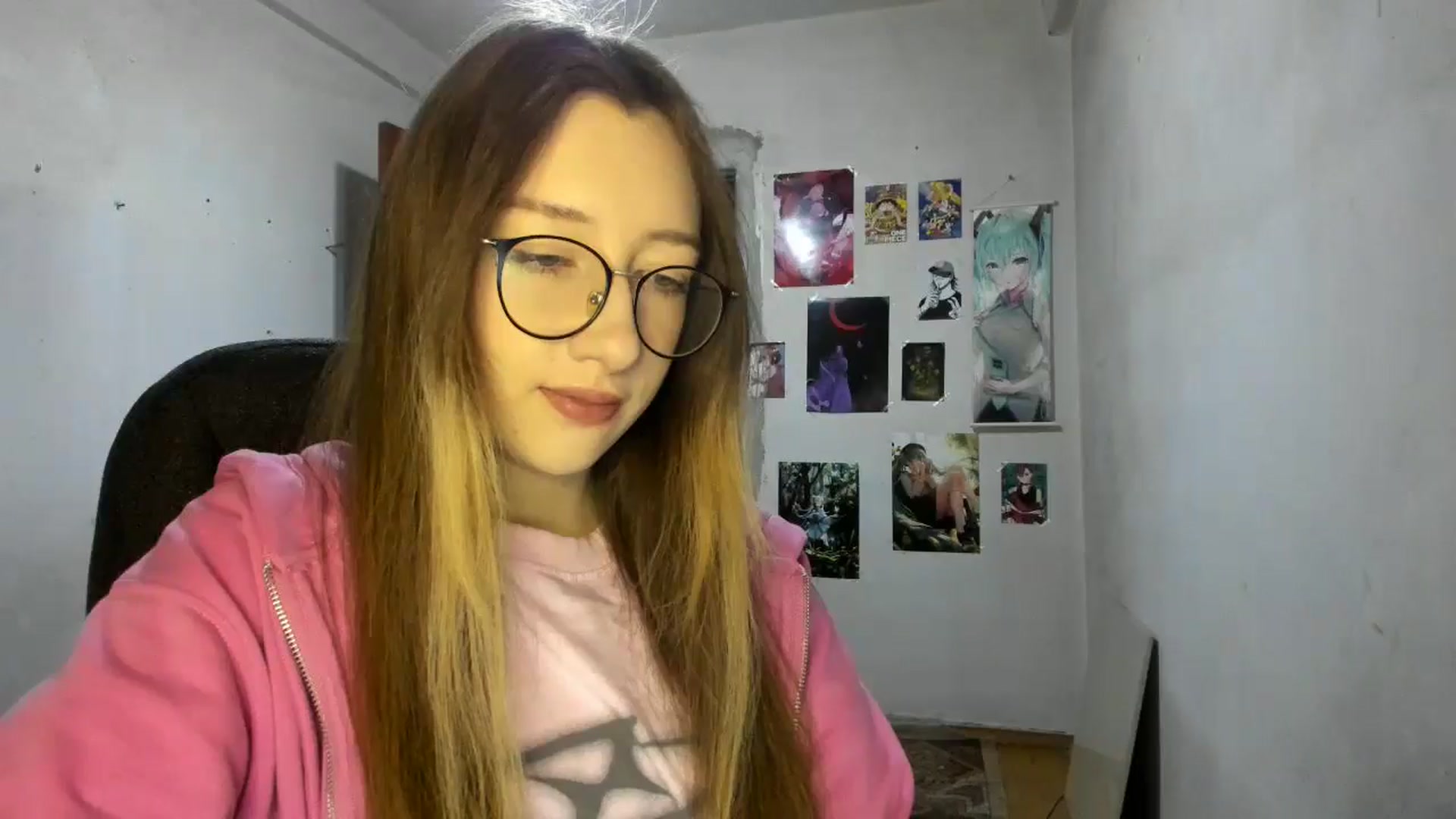 Gallery image thumbnail from CandyyCrushh's myfreecams stream on, 02/28/2025, 16:19 image 10 of 20