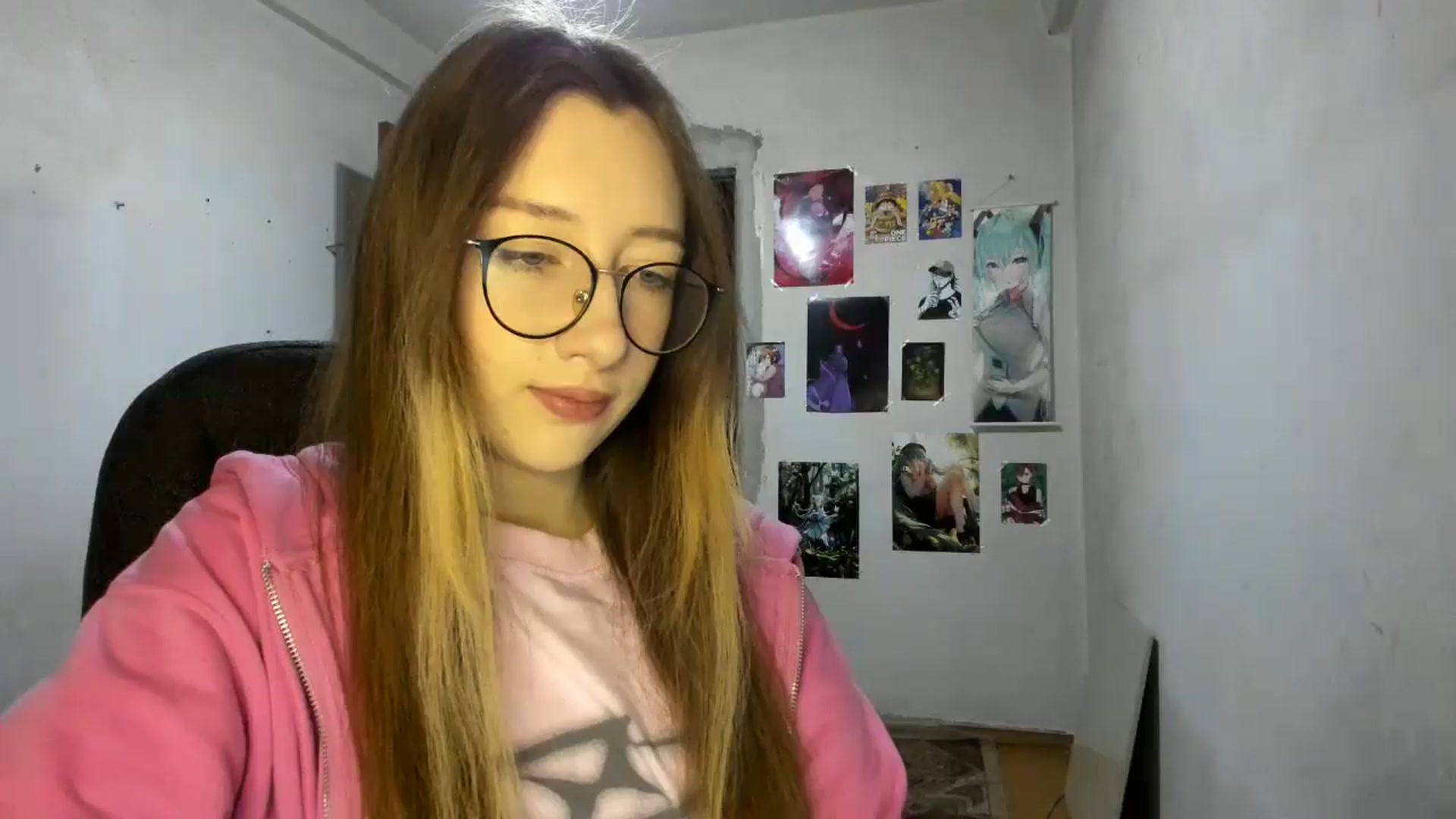 Gallery image thumbnail from CandyyCrushh's myfreecams stream on, 02/28/2025, 16:19 image 14 of 20