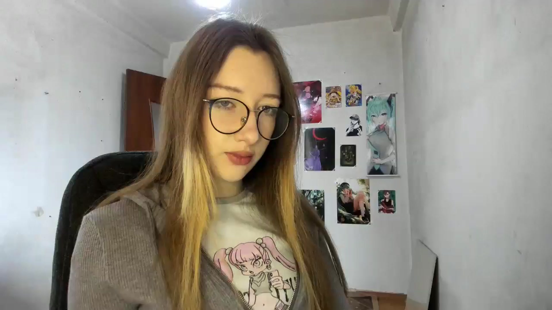 Gallery image thumbnail from CandyyCrushh's myfreecams stream on, 03/02/2025, 10:13 image 1 of 20
