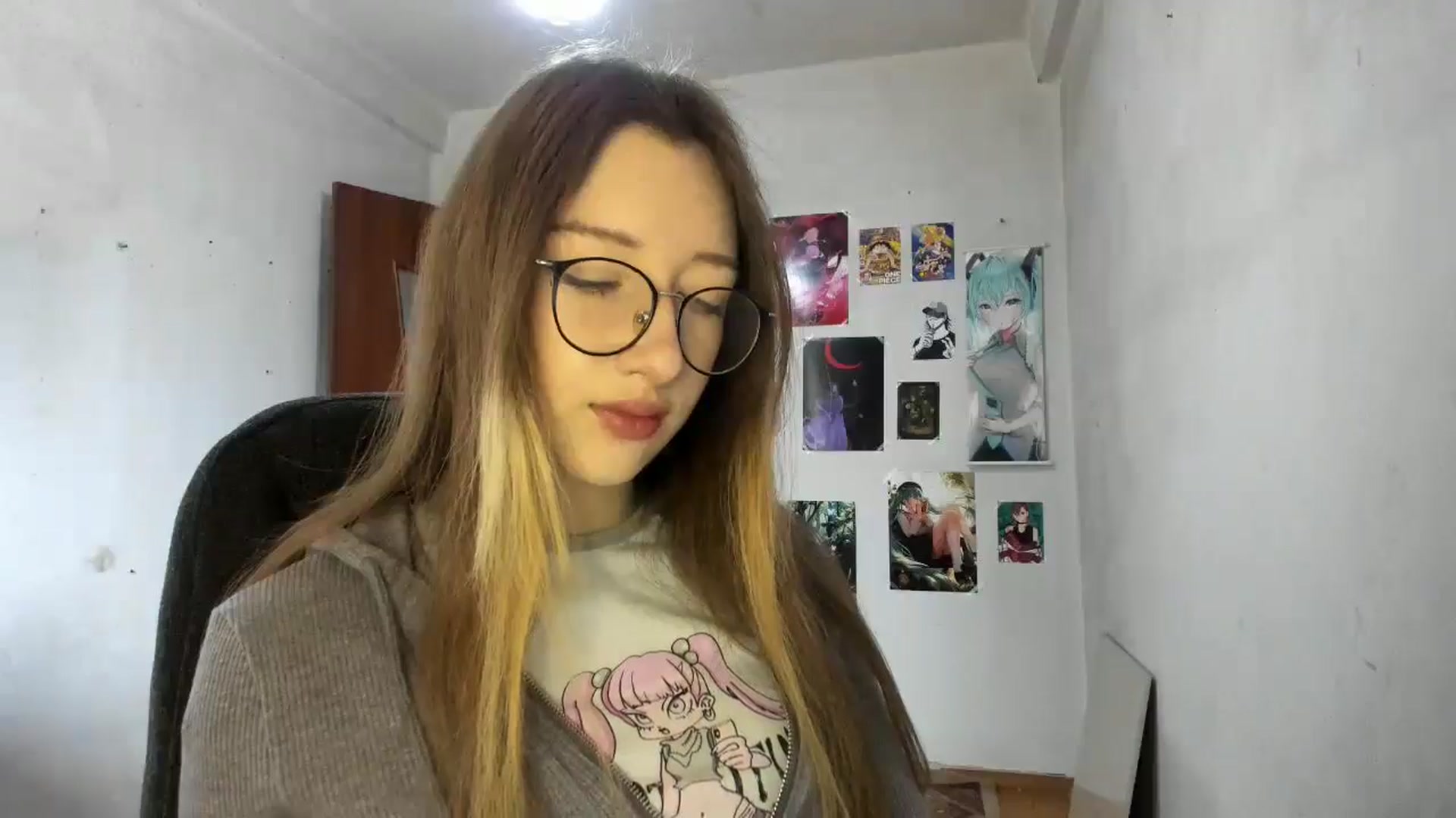 Gallery image thumbnail from CandyyCrushh's myfreecams stream on, 03/02/2025, 10:13 image 9 of 20