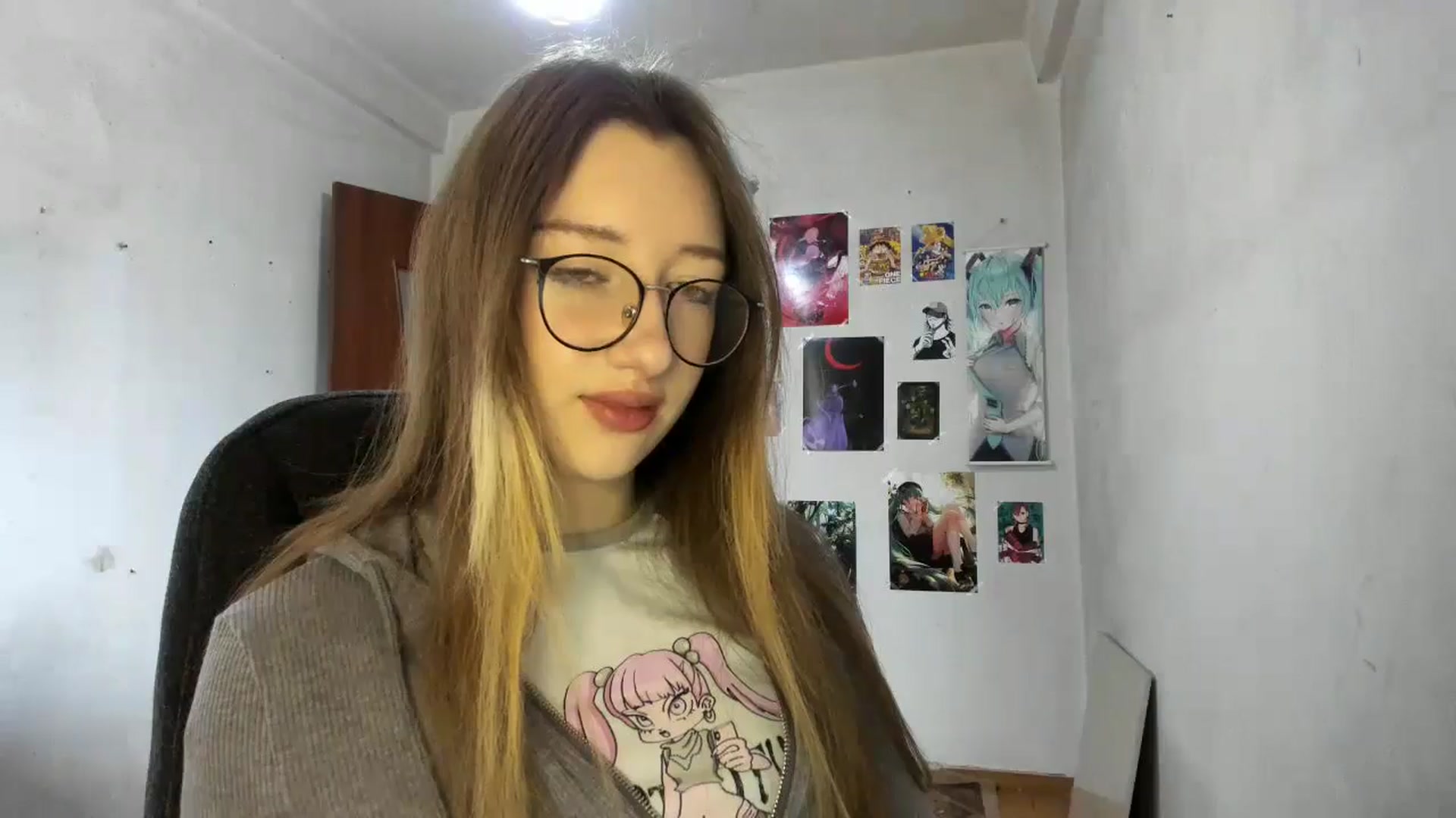 Gallery image thumbnail from CandyyCrushh's myfreecams stream on, 03/02/2025, 10:13 image 14 of 20