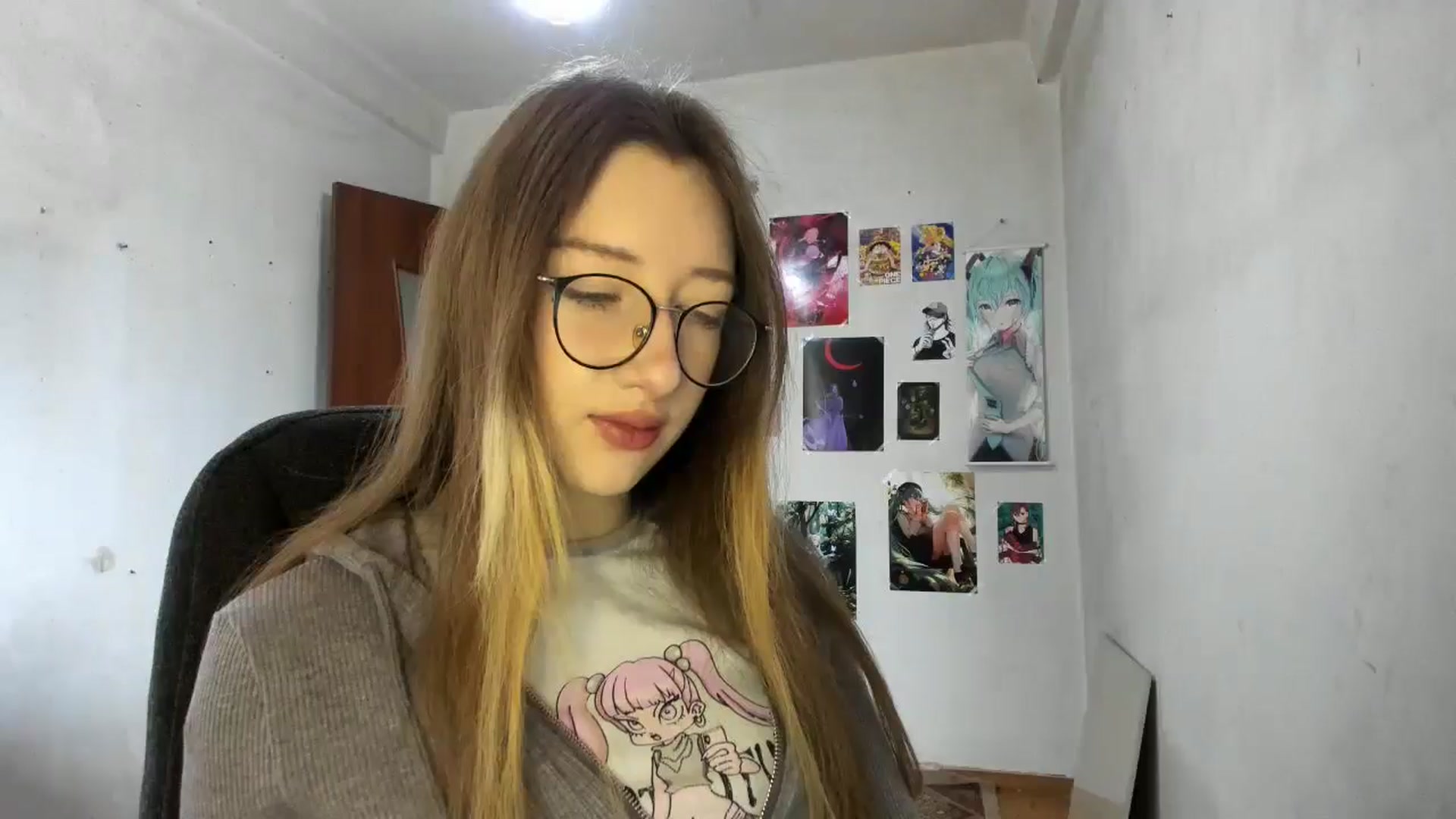 Gallery image thumbnail from CandyyCrushh's myfreecams stream on, 03/02/2025, 10:13 image 7 of 20