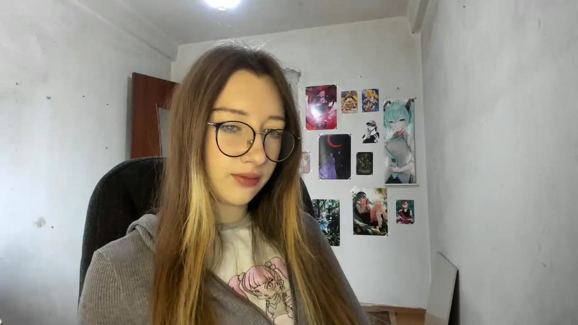 Gallery image thumbnail from CandyyCrushh's myfreecams stream on, 03/02/2025, 11:46 image 4 of 20
