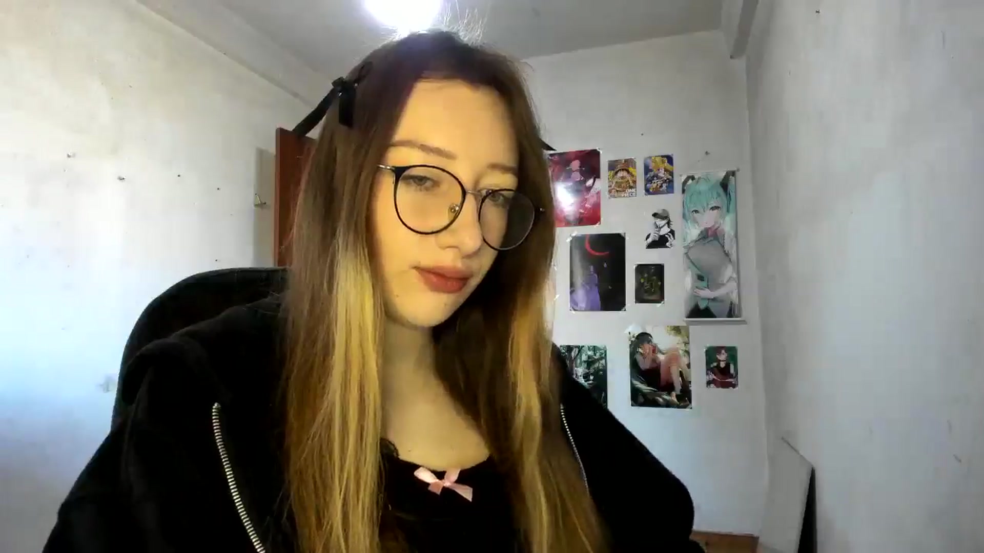 Gallery image thumbnail from CandyyCrushh's myfreecams stream on, 03/07/2025, 12:58 image 10 of 20
