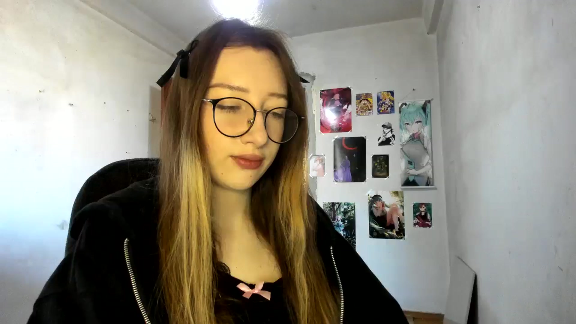 Gallery image thumbnail from CandyyCrushh's myfreecams stream on, 03/07/2025, 12:58 image 17 of 20