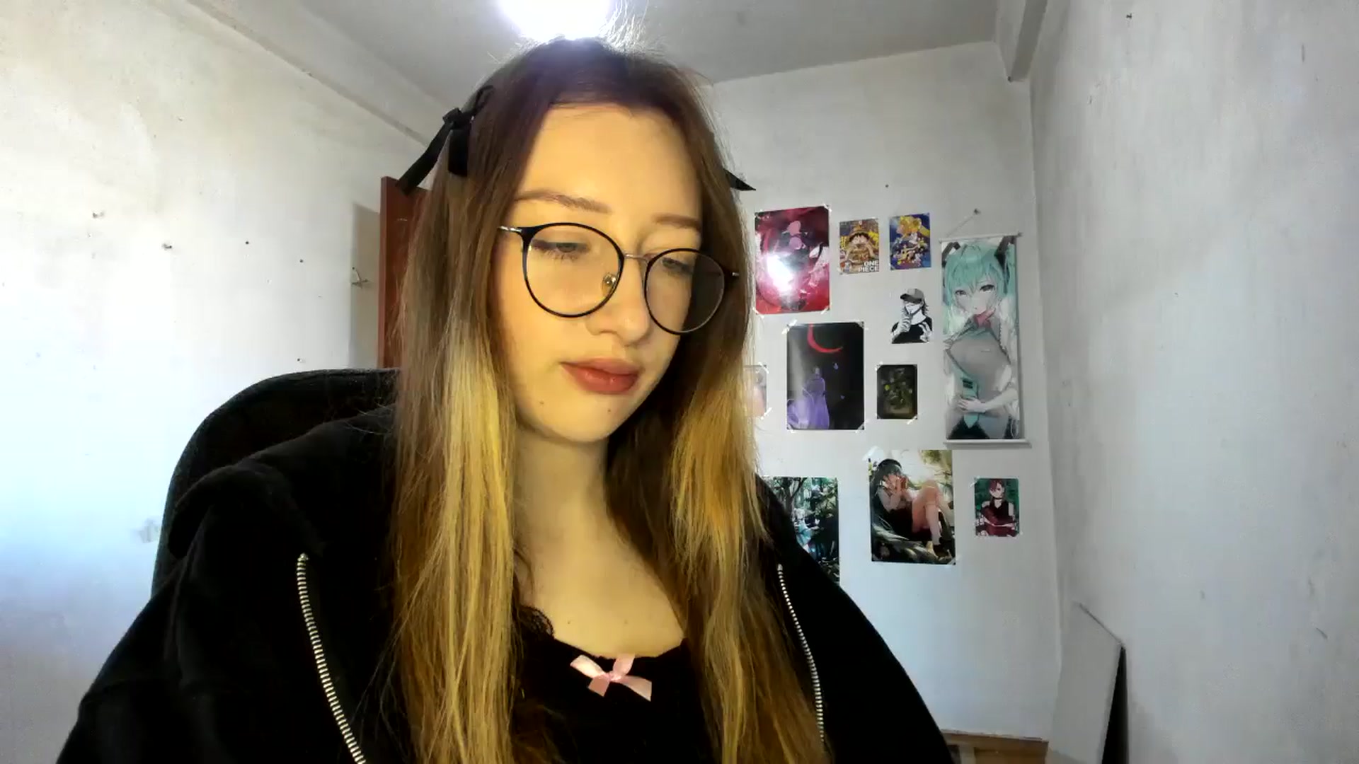 Gallery image thumbnail from CandyyCrushh's myfreecams stream on, 03/07/2025, 12:58 image 8 of 20
