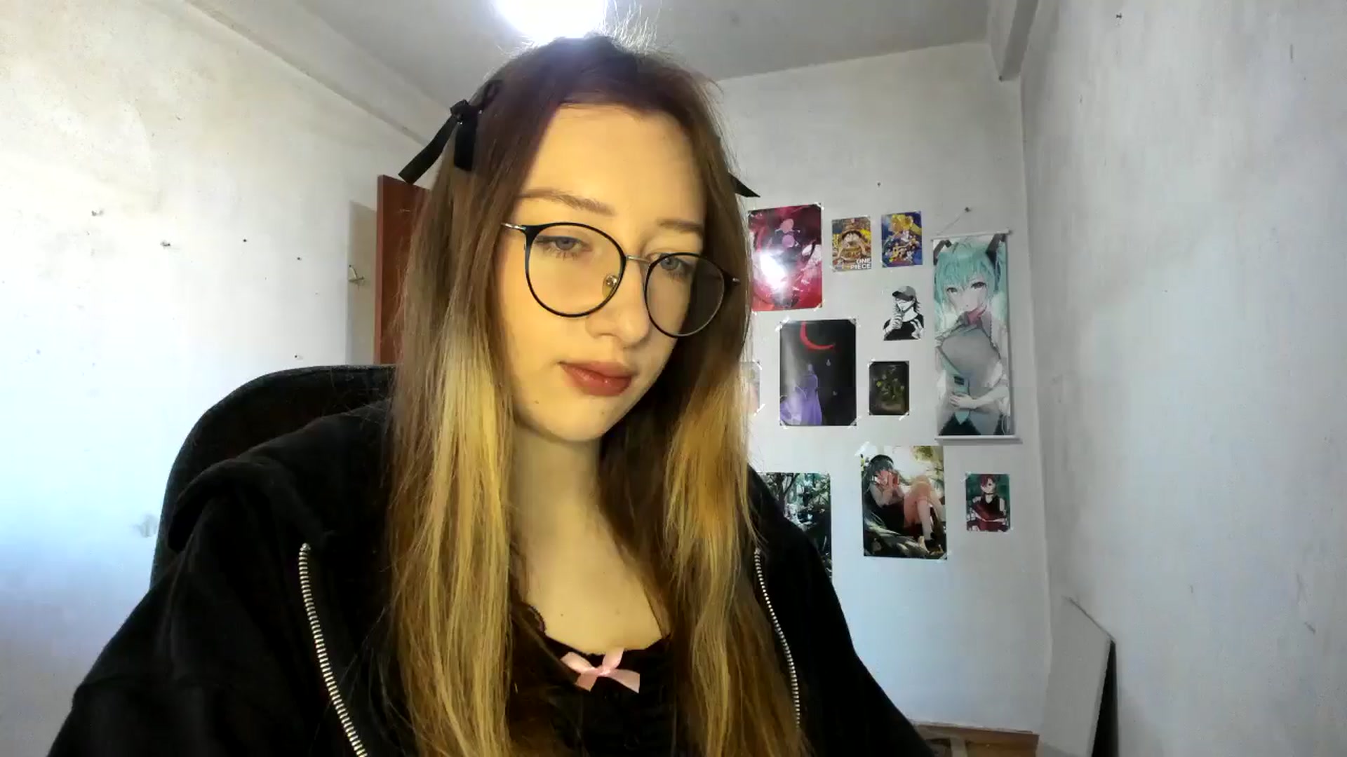 Gallery image thumbnail from CandyyCrushh's myfreecams stream on, 03/07/2025, 12:58 image 4 of 20