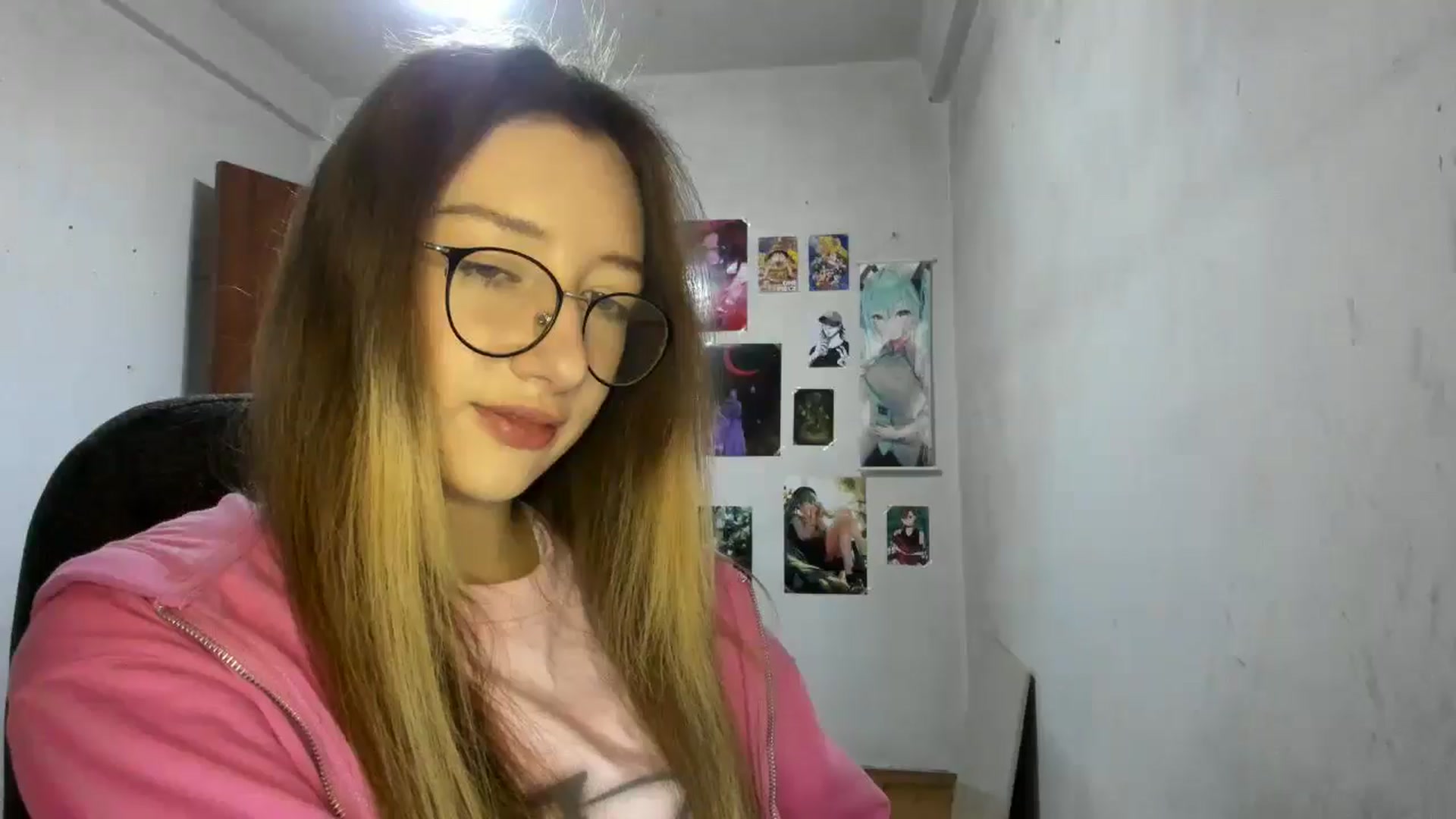 Gallery image thumbnail from CandyyCrushh's myfreecams stream on, 03/12/2025, 15:51 image 12 of 20